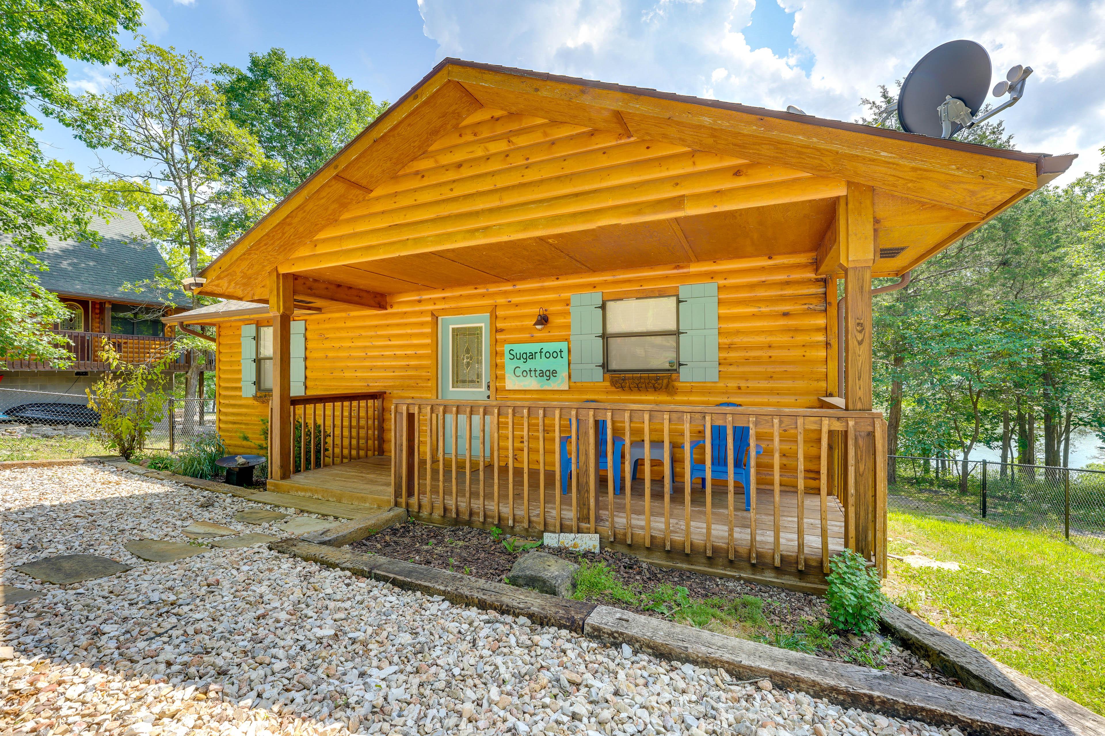 Property Image 1 - Cozy Table Rock Lake Vacation Rental w/ Deck