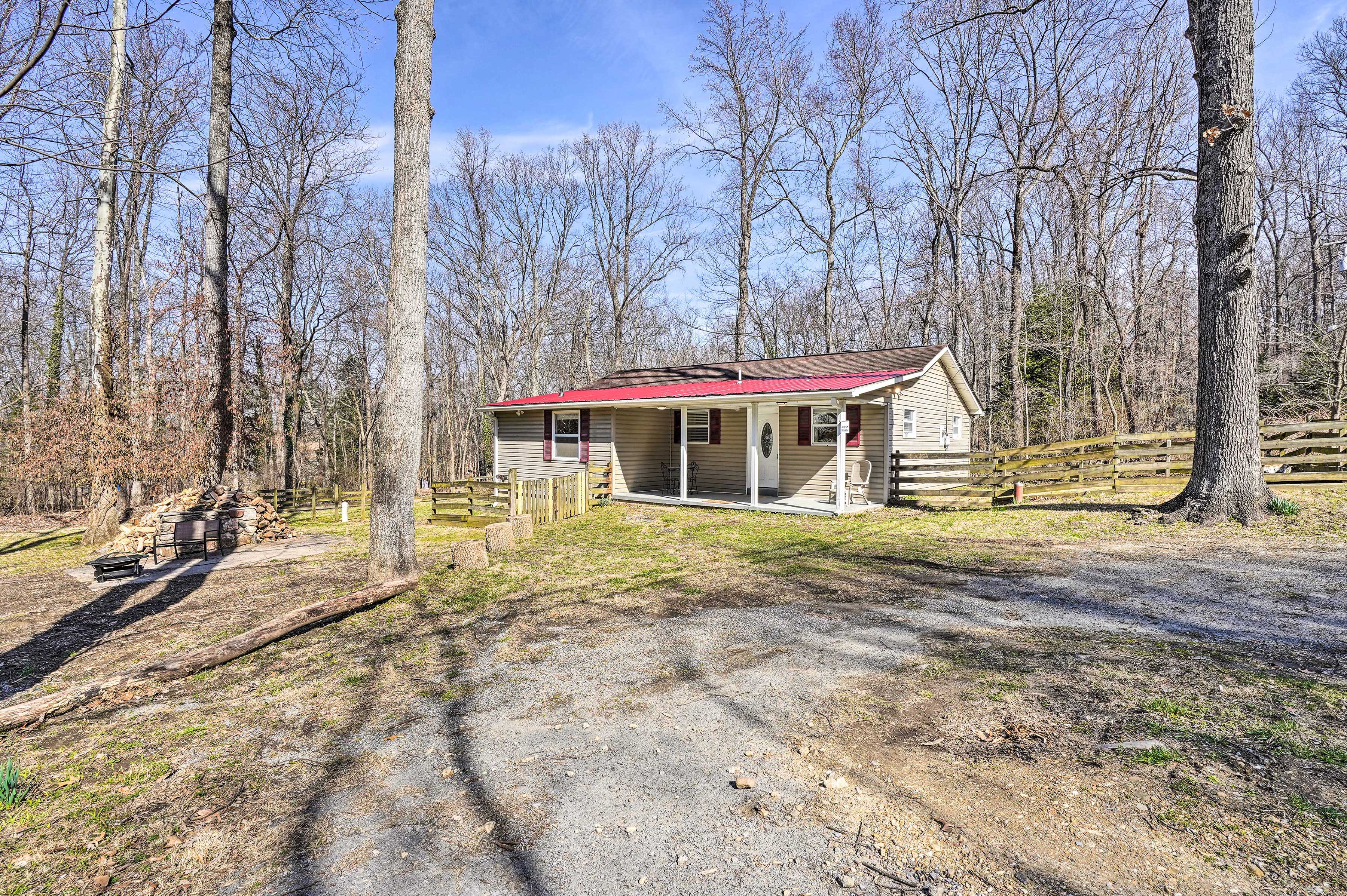 Property Image 1 - Charming Home with Yard Near Shenandoah River!
