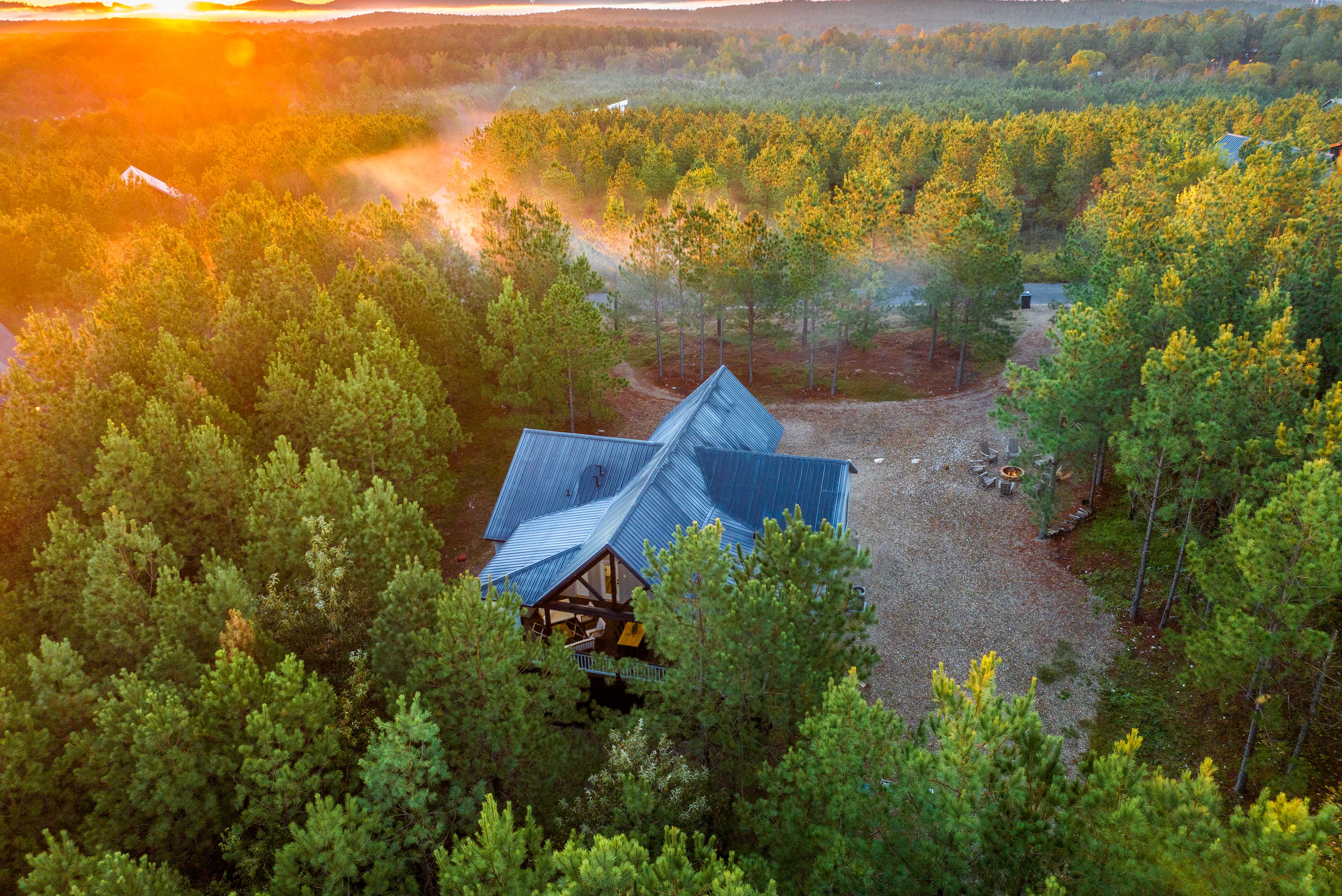 Property Image 2 - ’Painted Sky’ Modern Broken Bow Cabin w/ Hot Tub!