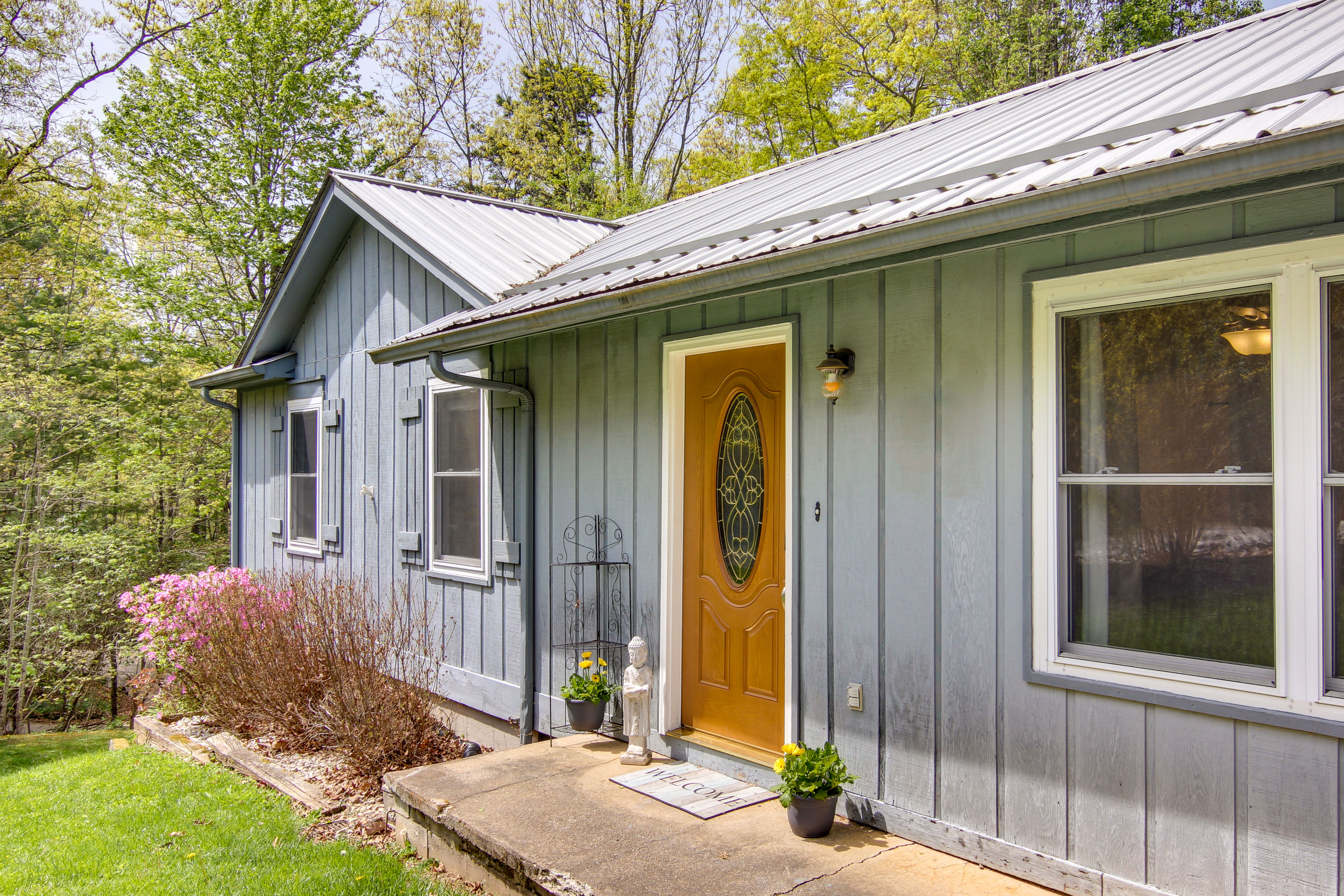 Property Image 2 - Pet-Friendly Black Mountain Vacation Home w/ Deck