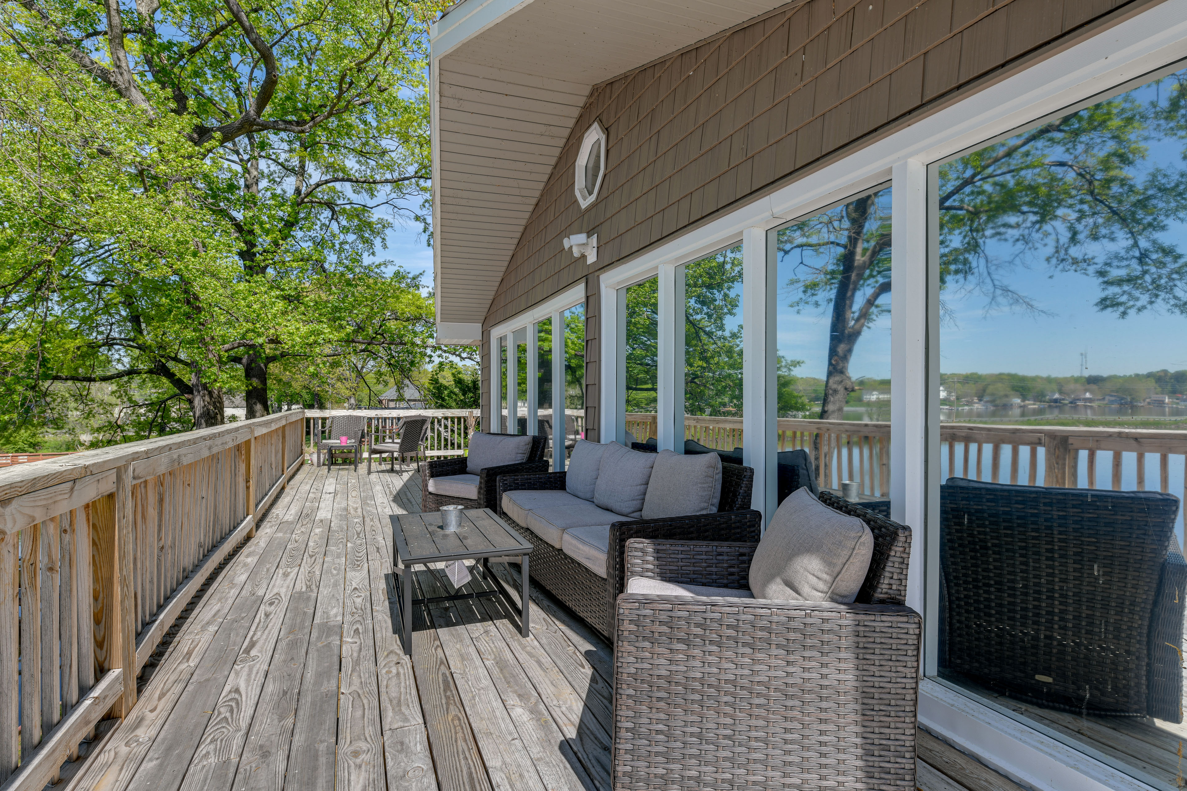 Pet-Friendly Lexington Vacation Rental on Lake!