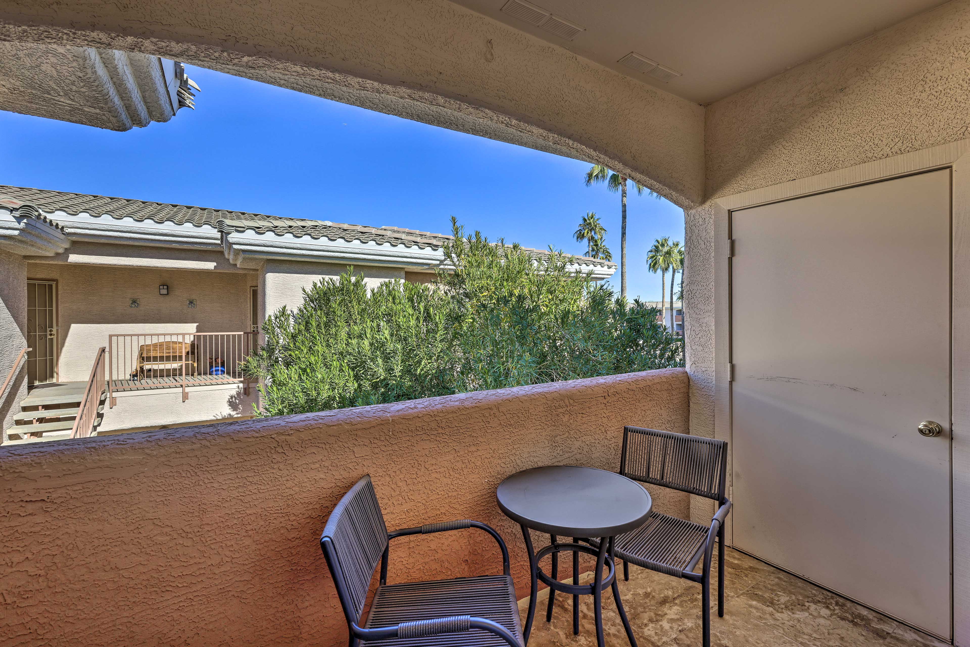 Property Image 2 - Phoenix Condo w/ Pool & Hot Tub - Dog Friendly!