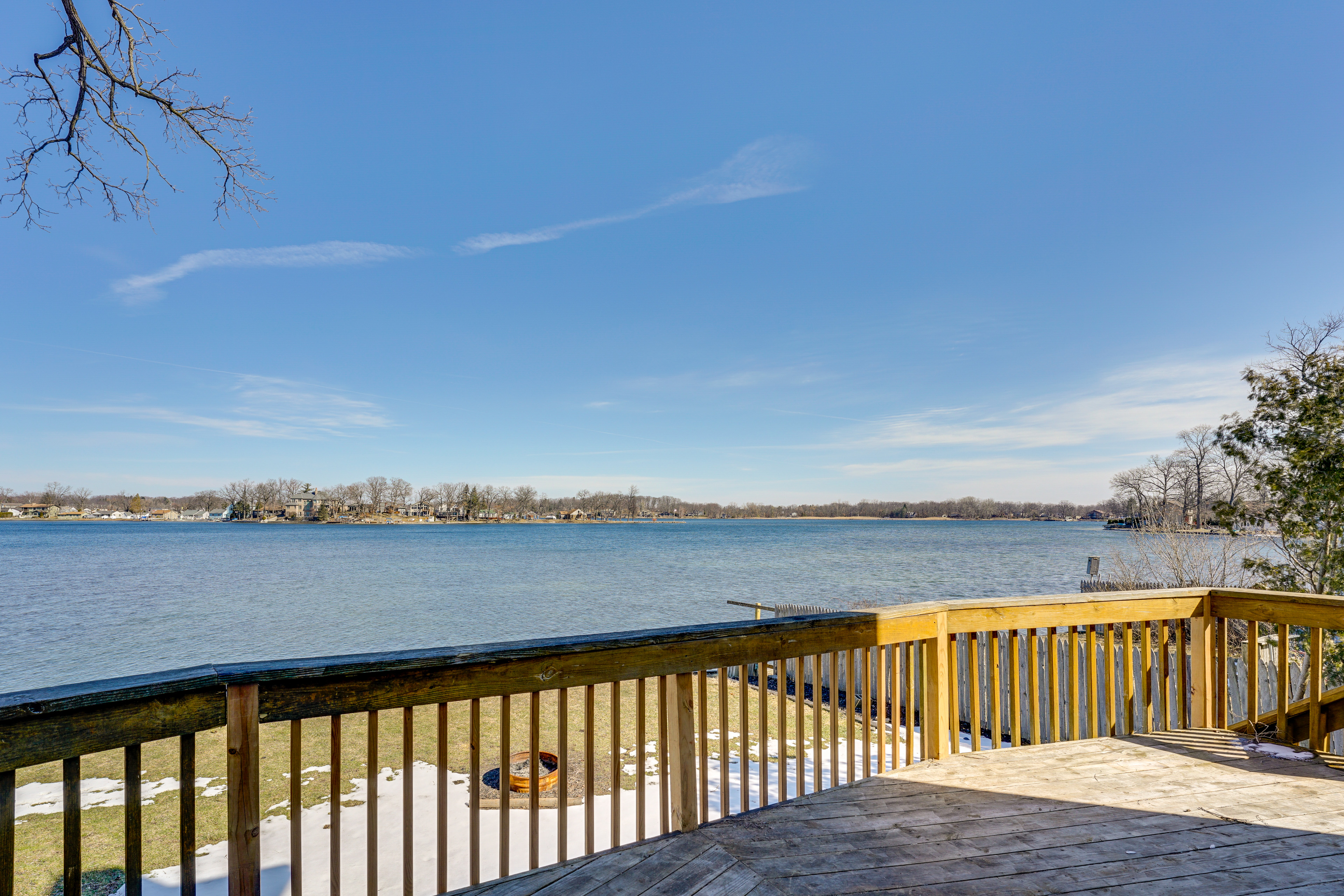 Property Image 2 - Spacious Lakefront Home in White Lake