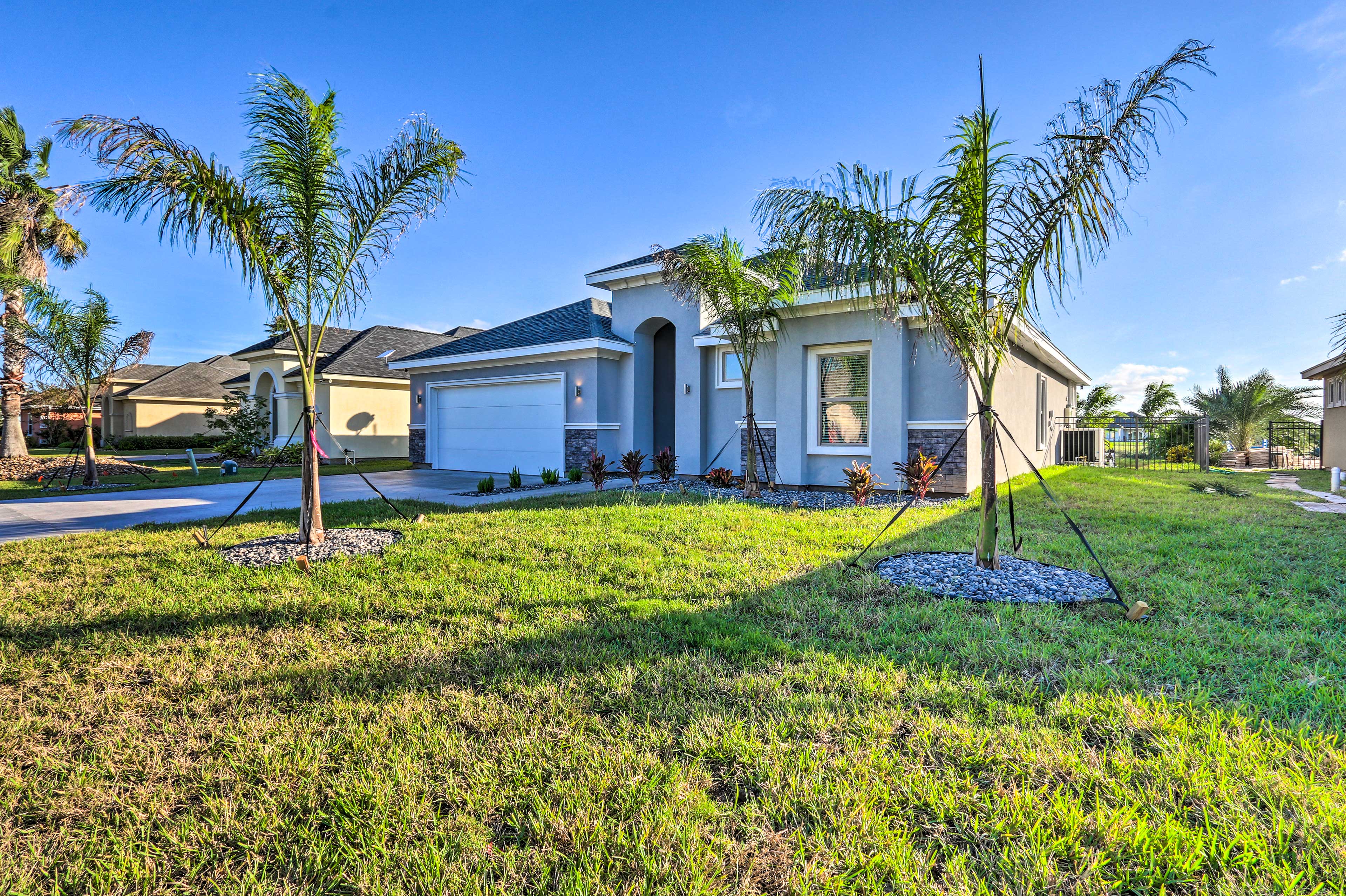 Property Image 2 - Stunning Laguna Vista Retreat w/ Pool & Grill