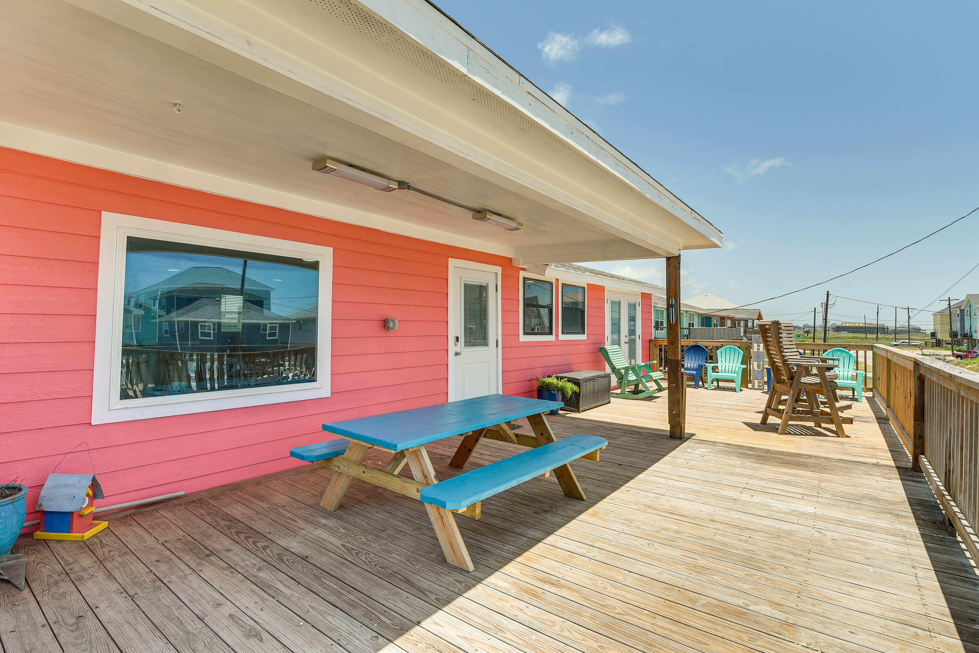 Property Image 2 - Surfside Beach Vacation Rental w/ Oceanfront Deck!