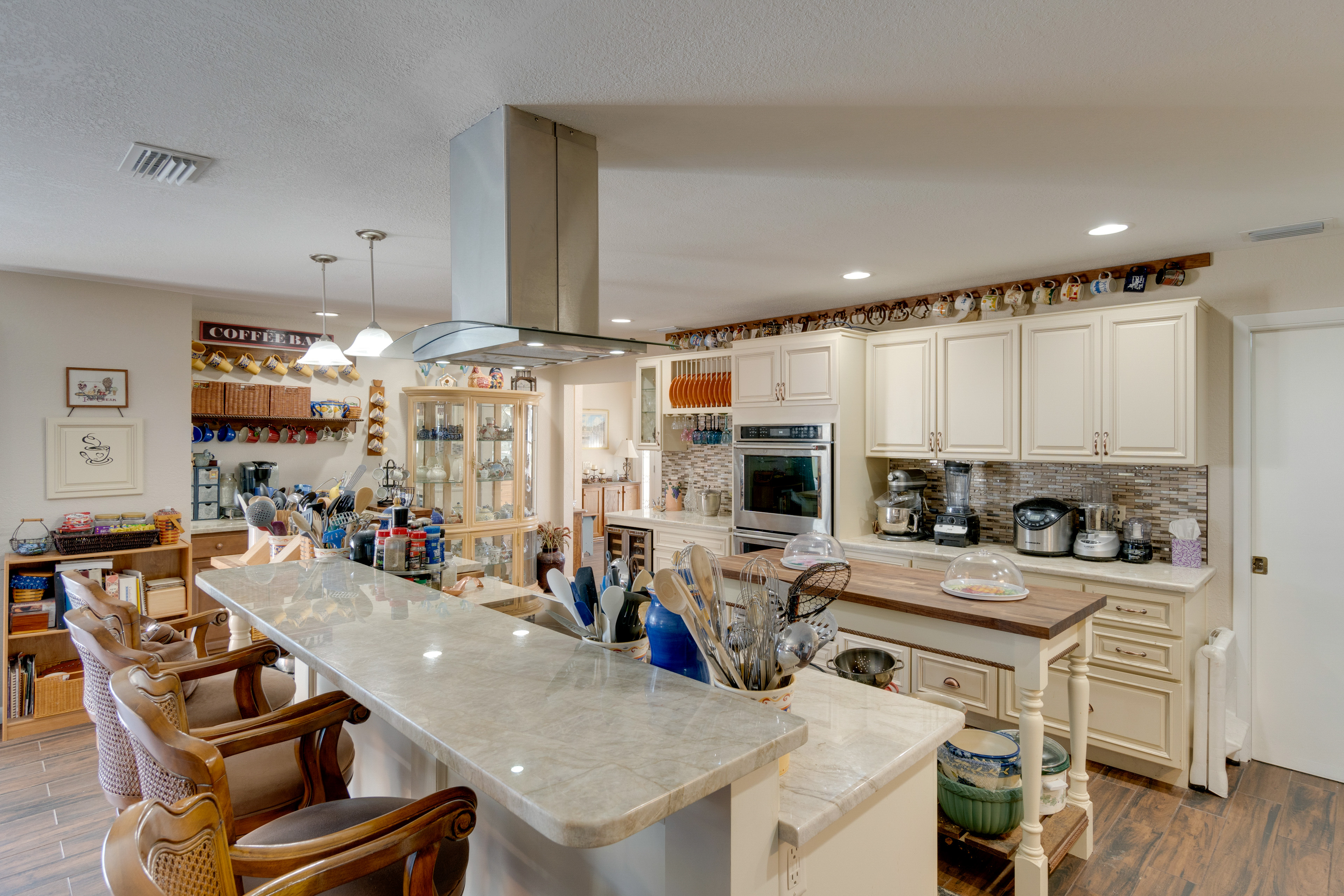 Property Image 2 - Port Charlotte Home: Heated Pool + Chef’s Kitchen!