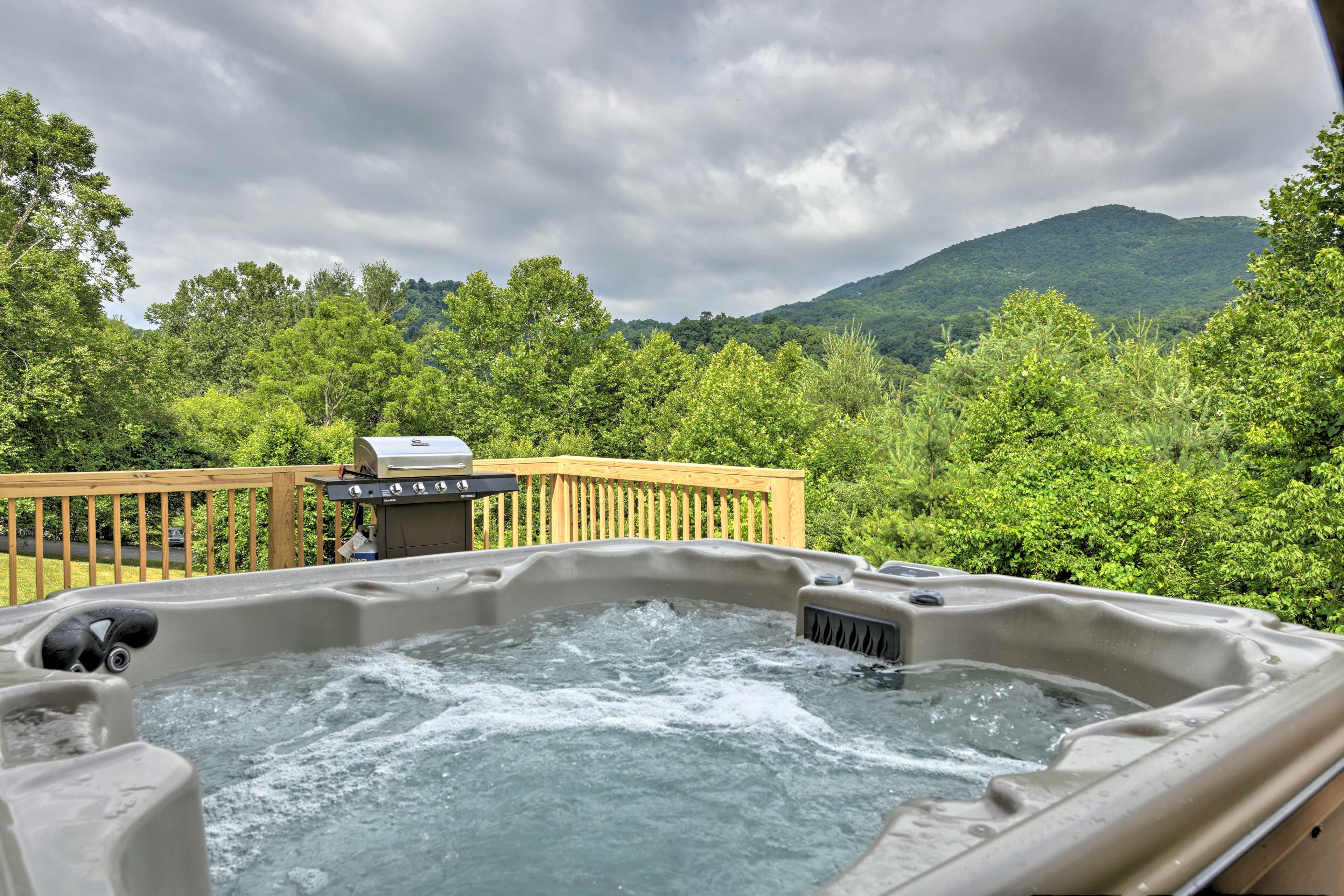 Property Image 1 - Waynesville Smart Cabin w/ Hot Tub & Views!