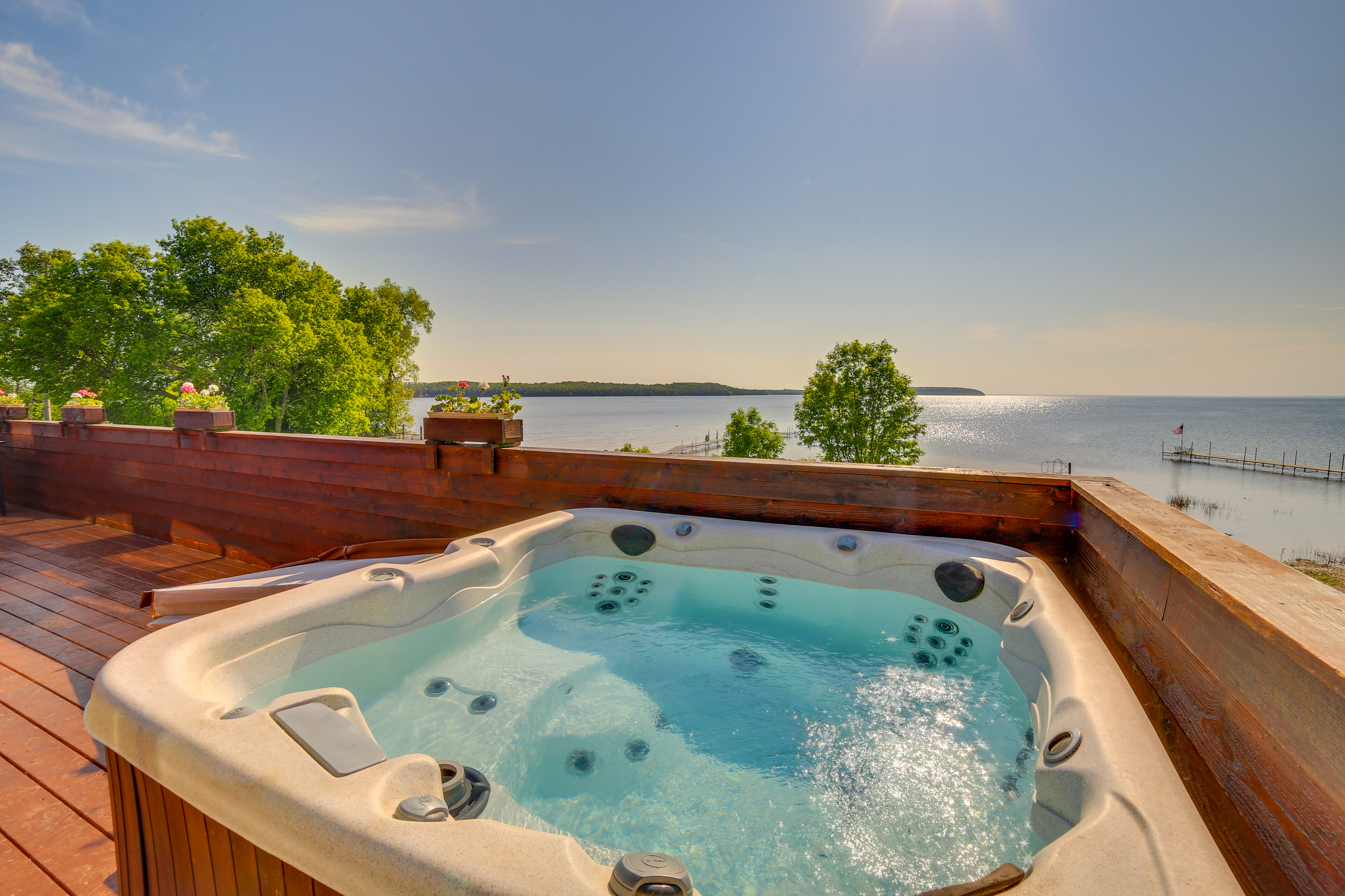 Property Image 2 - Prairie-Style Home on Garden Bay w/ Deck + Hot Tub