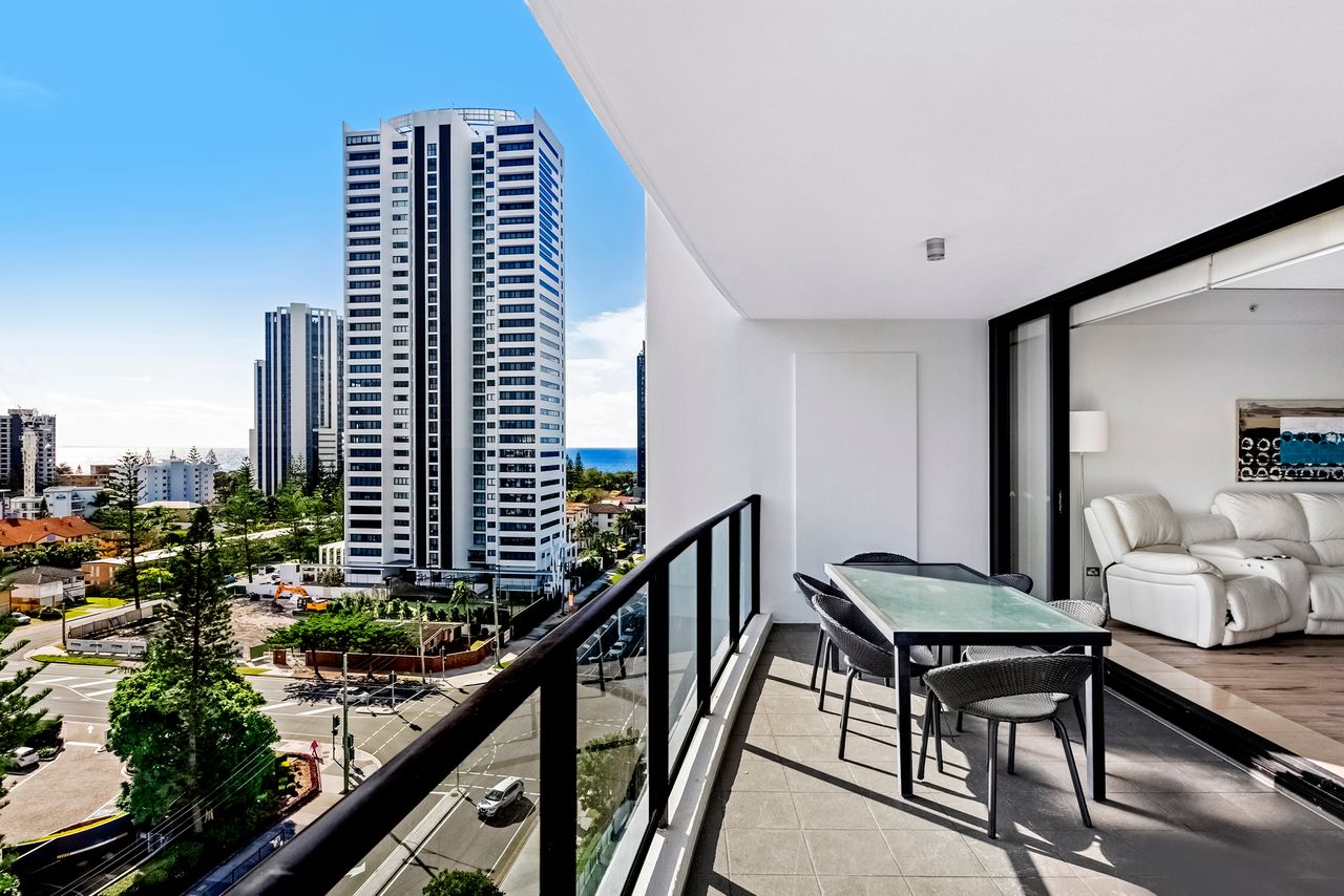 3BR Apartment Hinterland Views - Sierra Grand