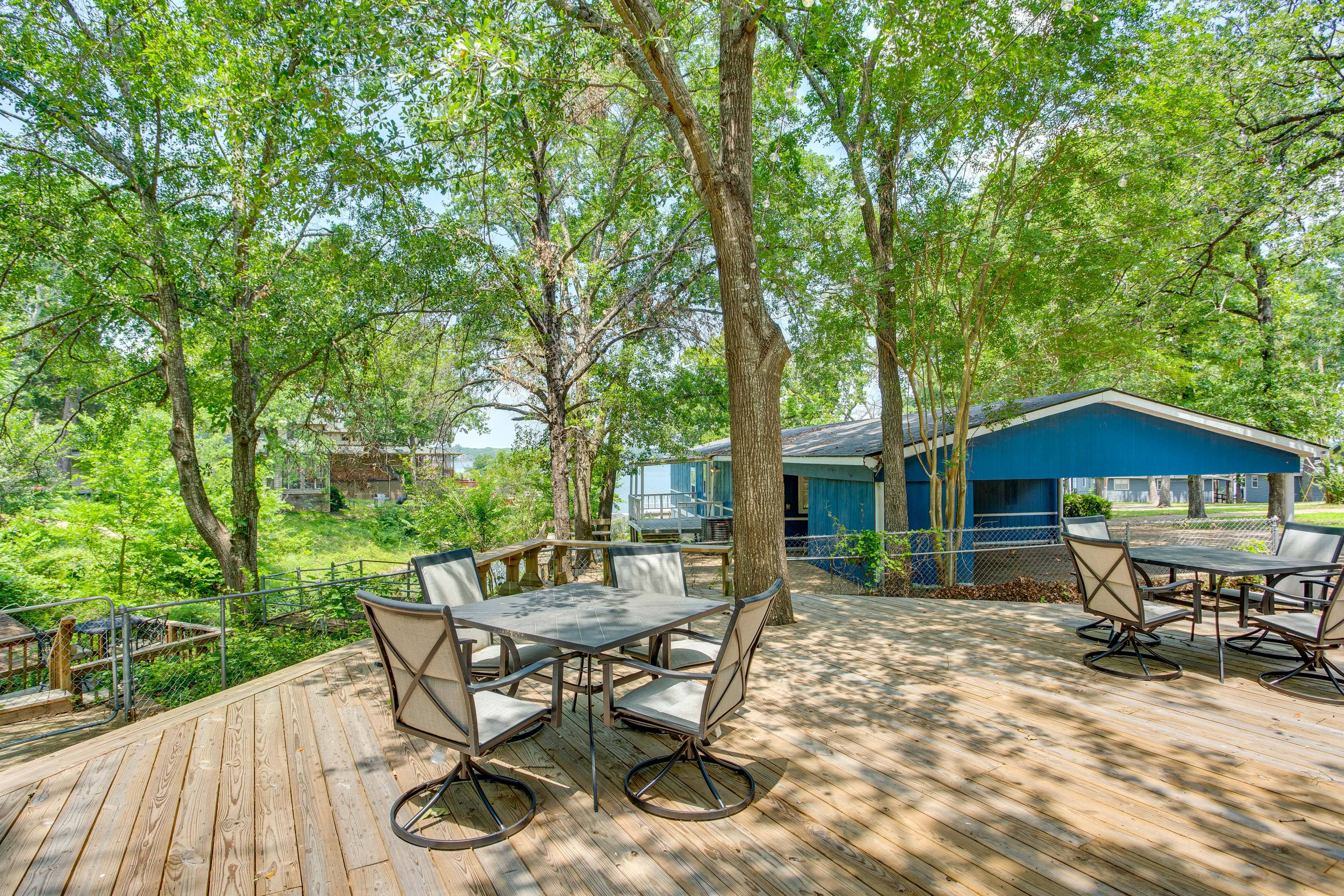 Property Image 2 - Pet-Friendly Mabank Home w/ Lake View & Decks!