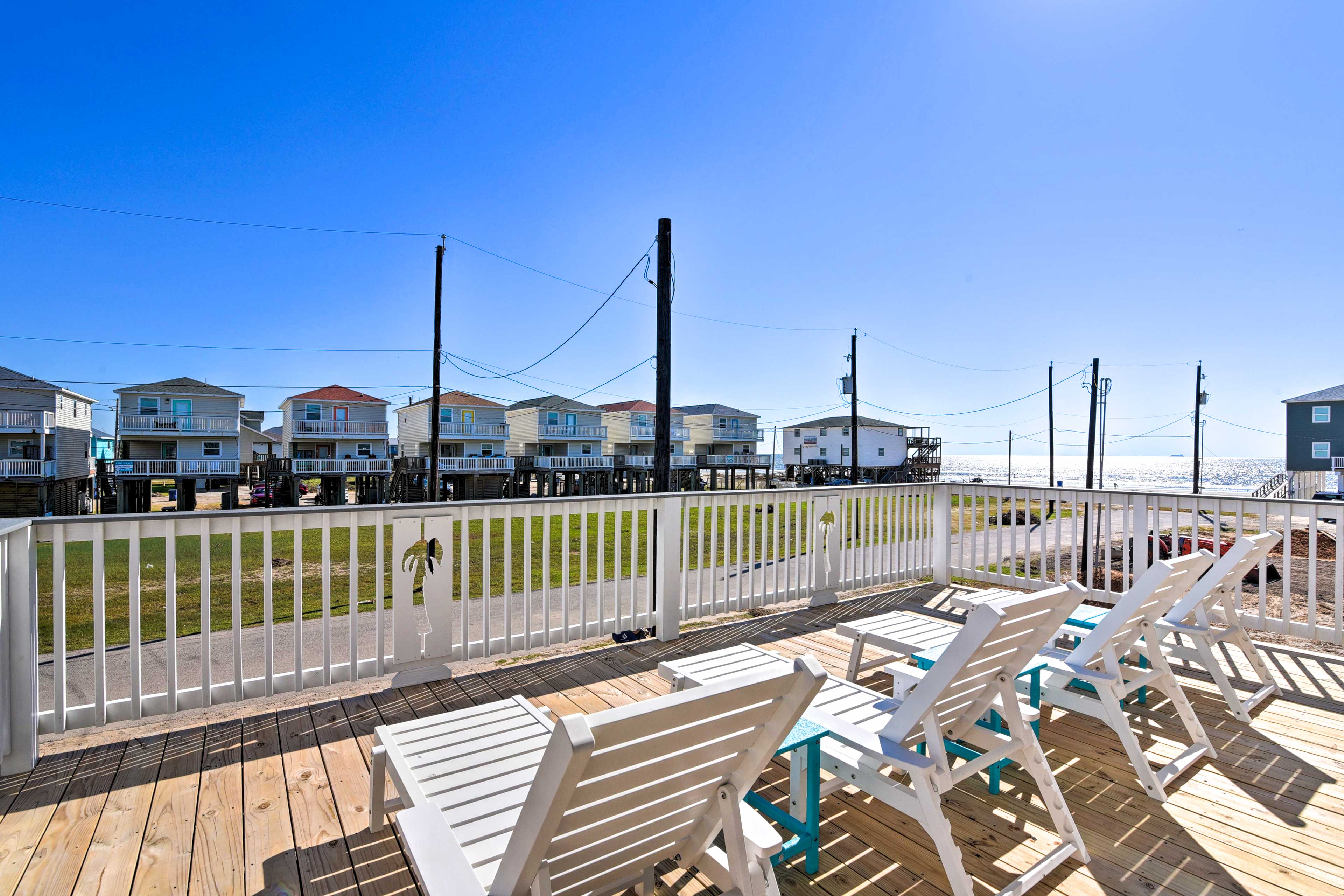 Property Image 1 - Coastal Surfside Beach House: Walk to the Ocean!