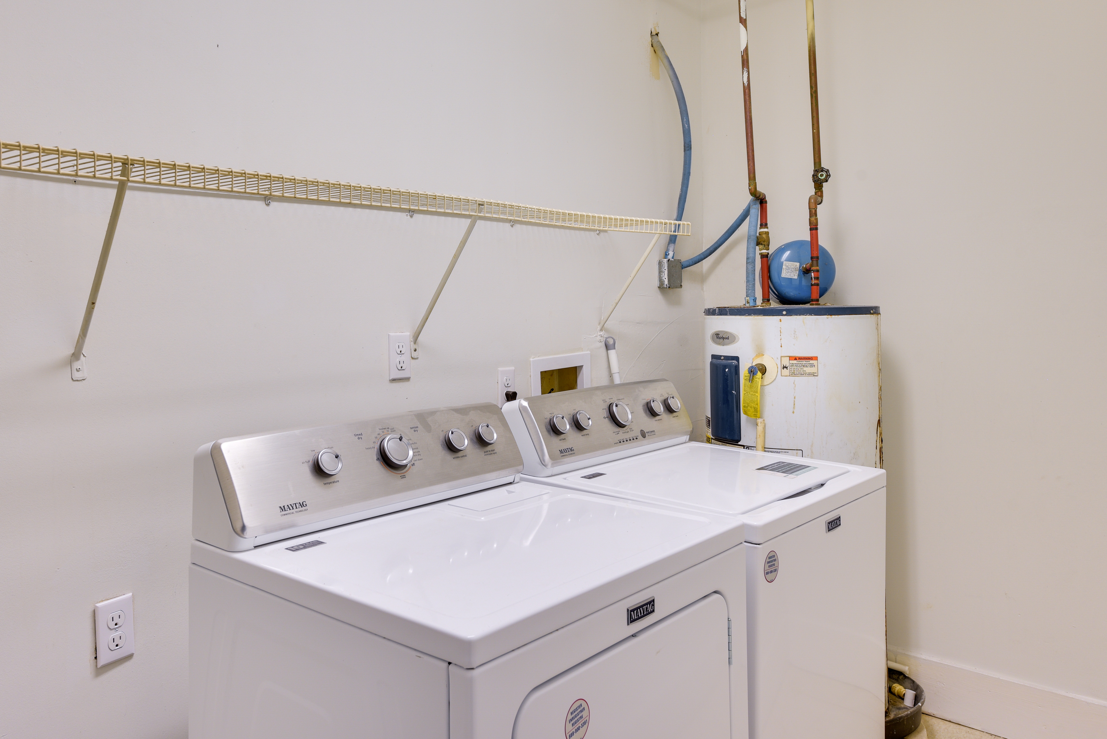 Charleston Vacation Rental with Yard!