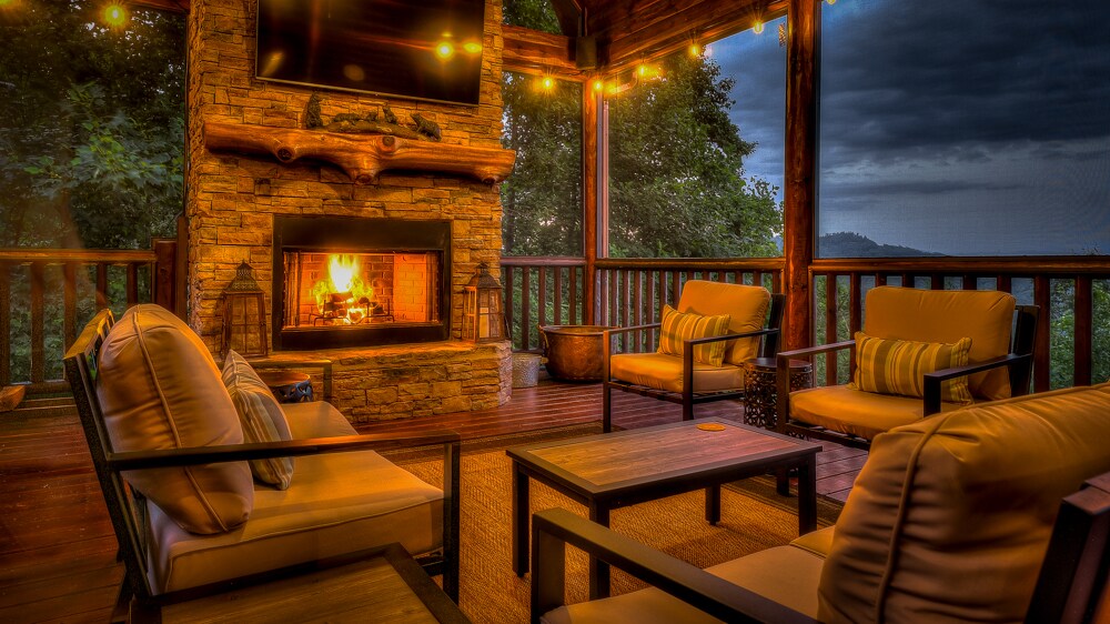 Property Image 2 - Sunrise Retreat - Luxury | Panoramic Mountain Views | Hot Tub | Outdoor Living