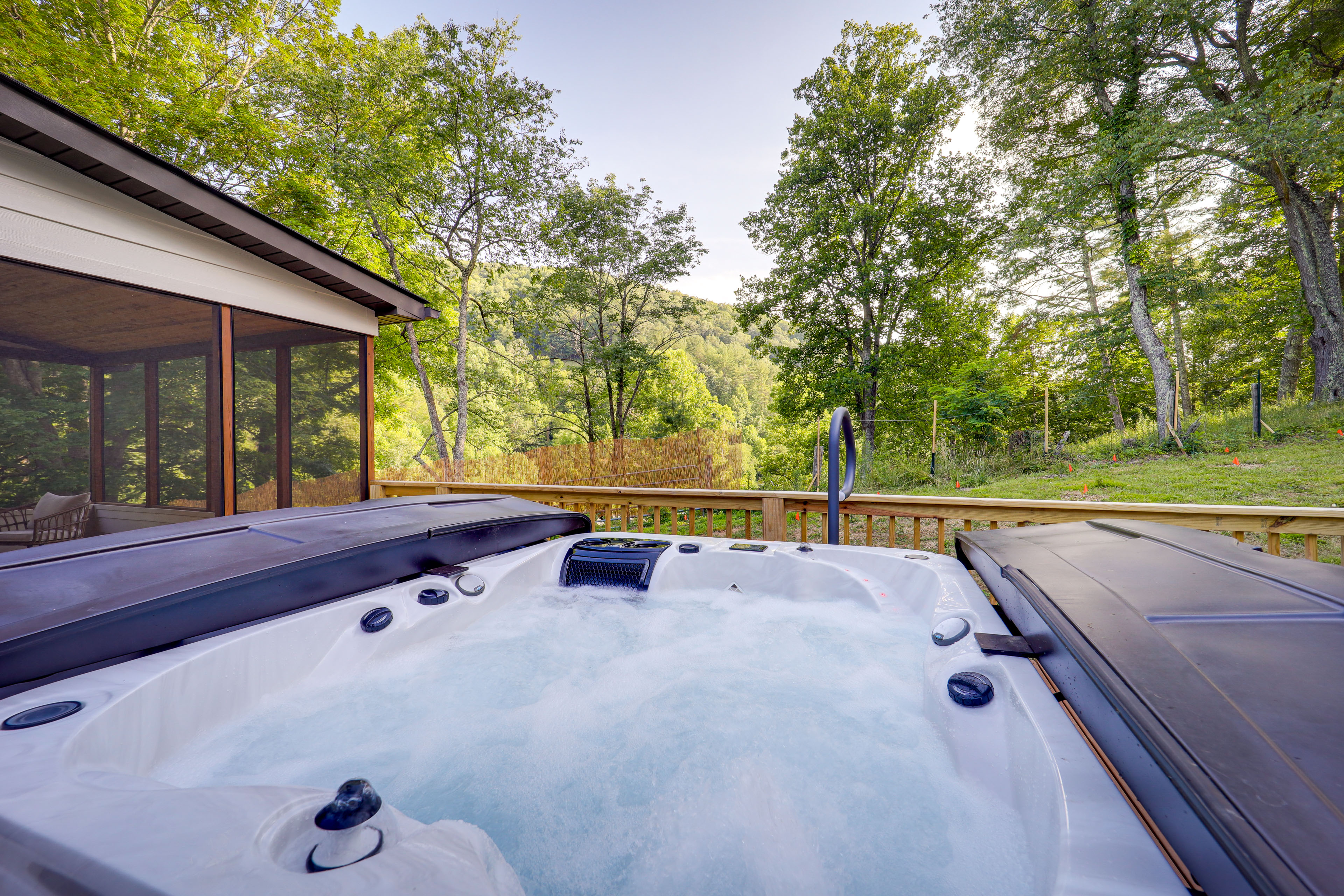 Property Image 1 - Bakersville Sanctuary w/ Stunning Scenery, Hot Tub