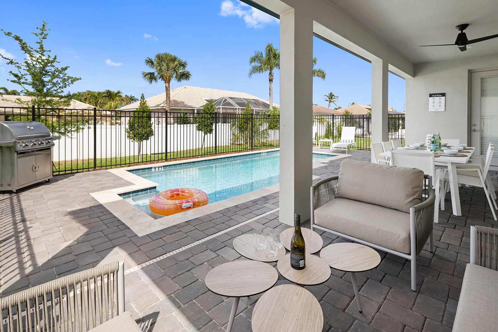 Private Pool & Patio