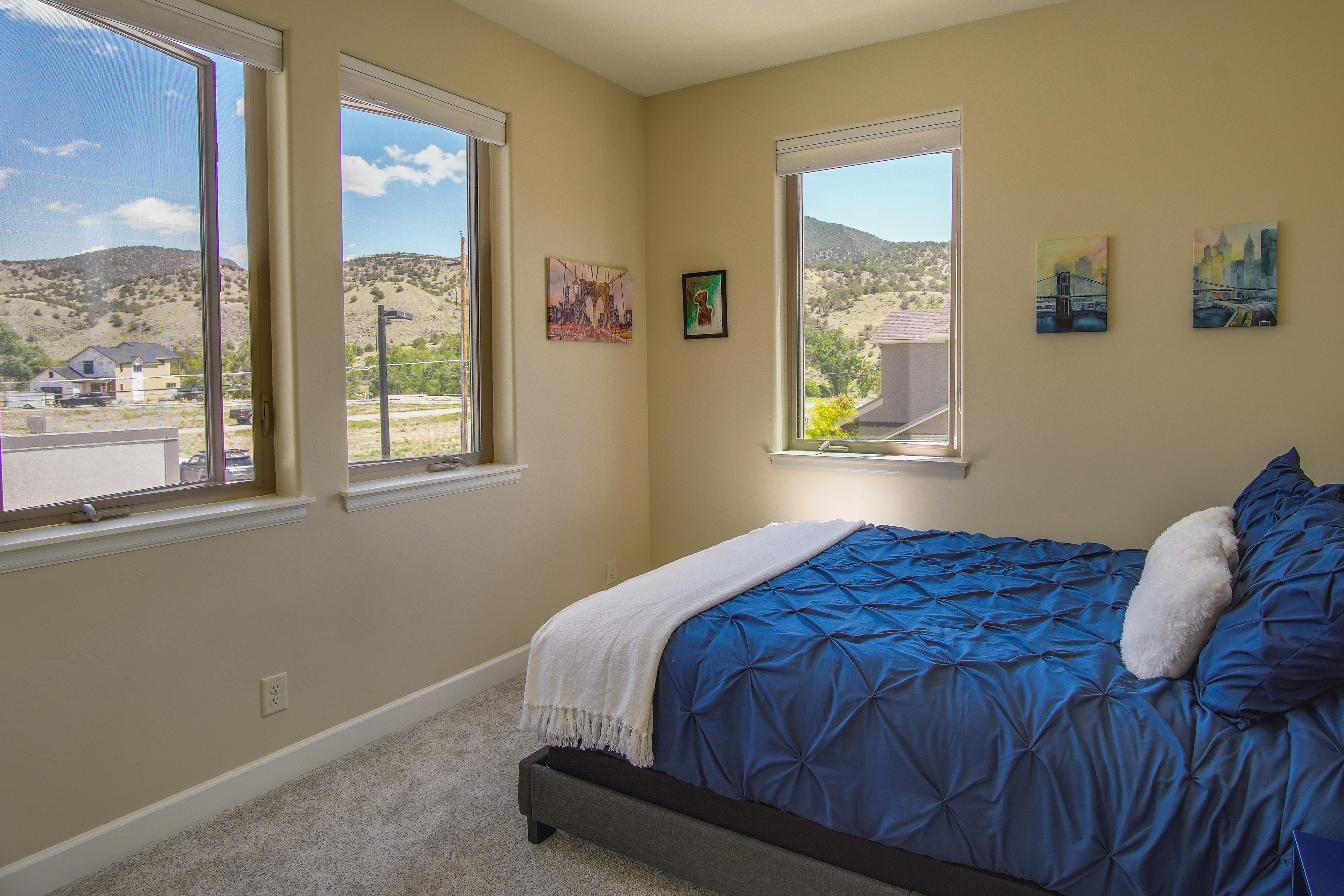 Salida Oasis: 1 Mi to Town, Mountain View, Hot Tub