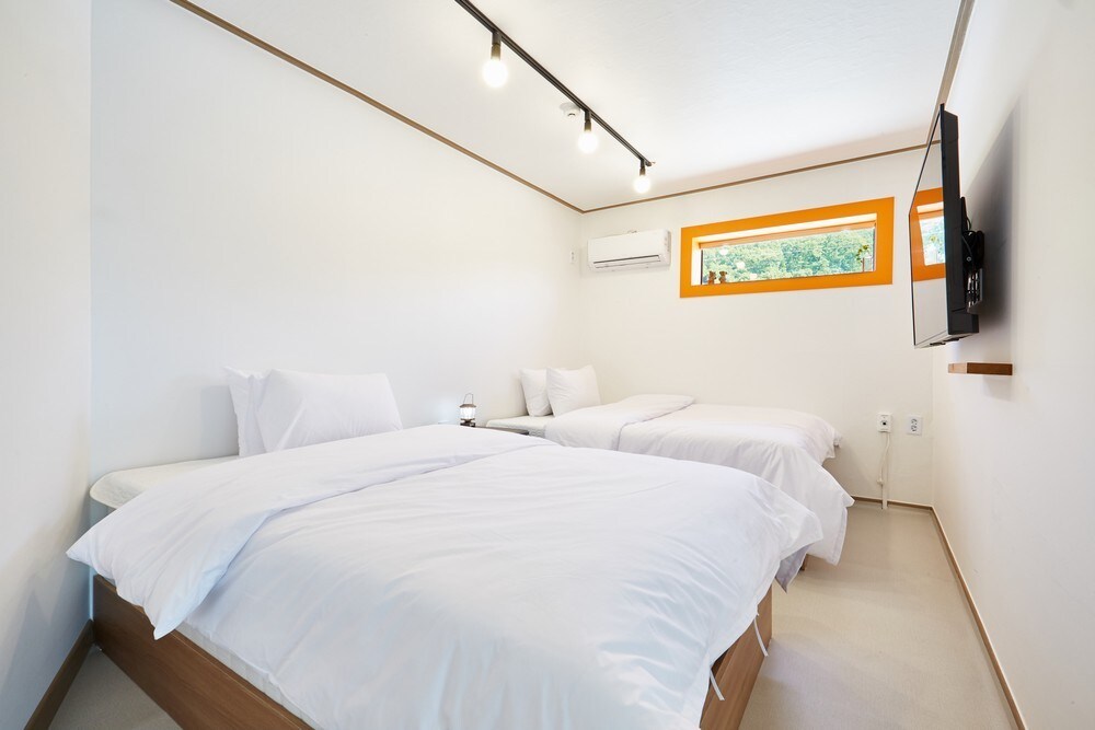 Property Image 2 - 28 pyeong detachable