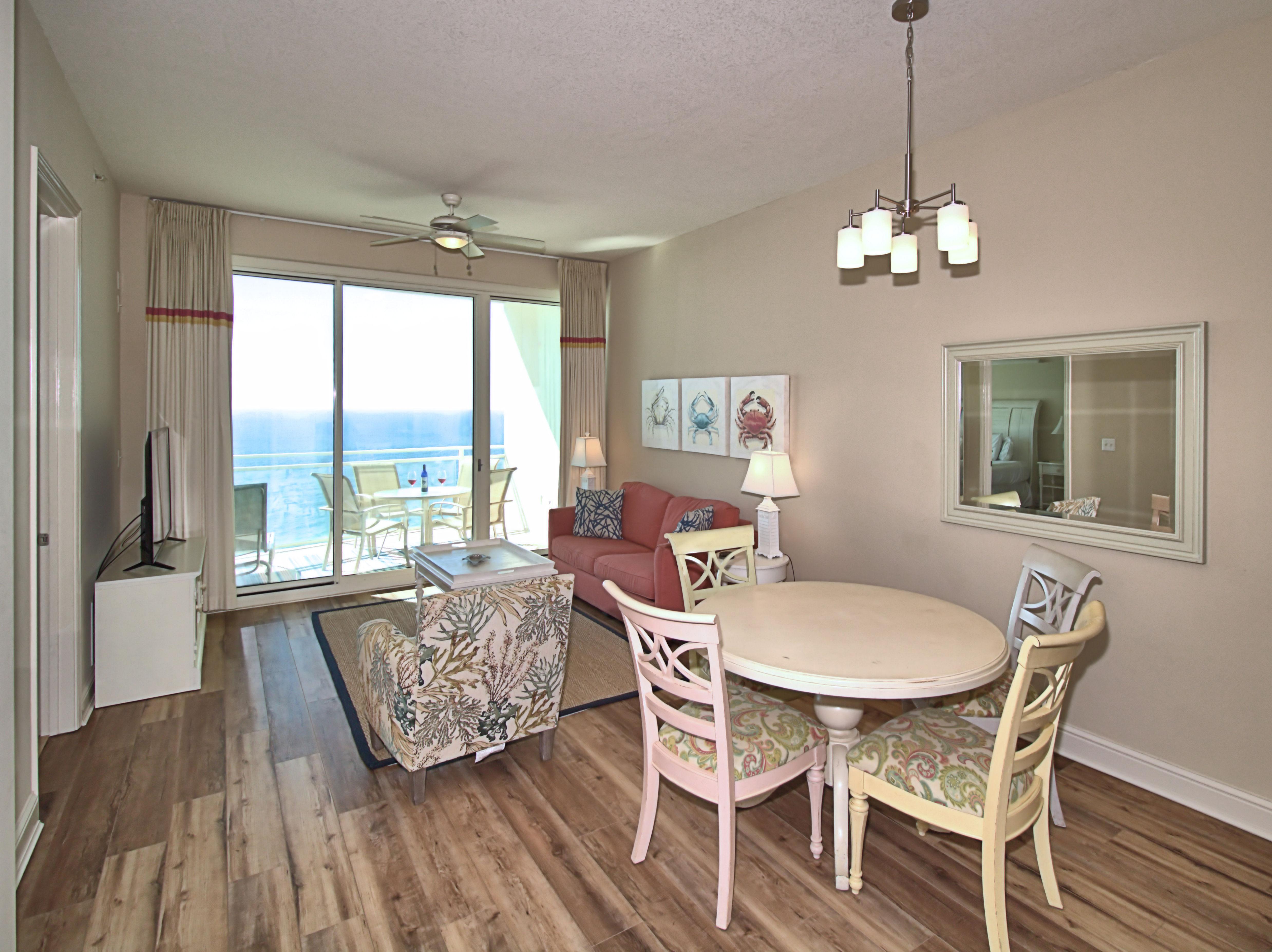 Property Image 2 - Aqua 2206