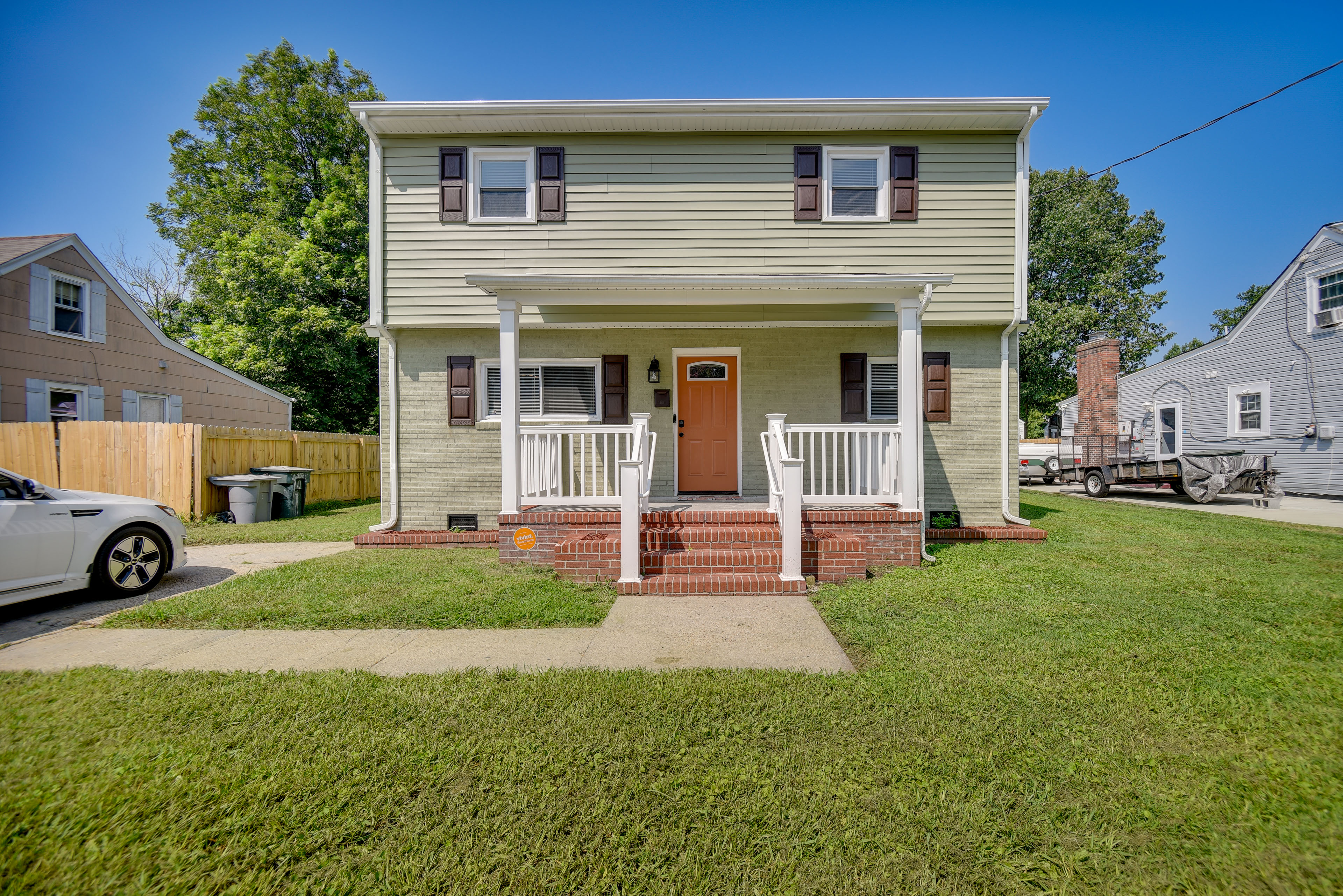 Property Image 2 - Charming Hampton Home w/ Fireplace, Deck & Grill!