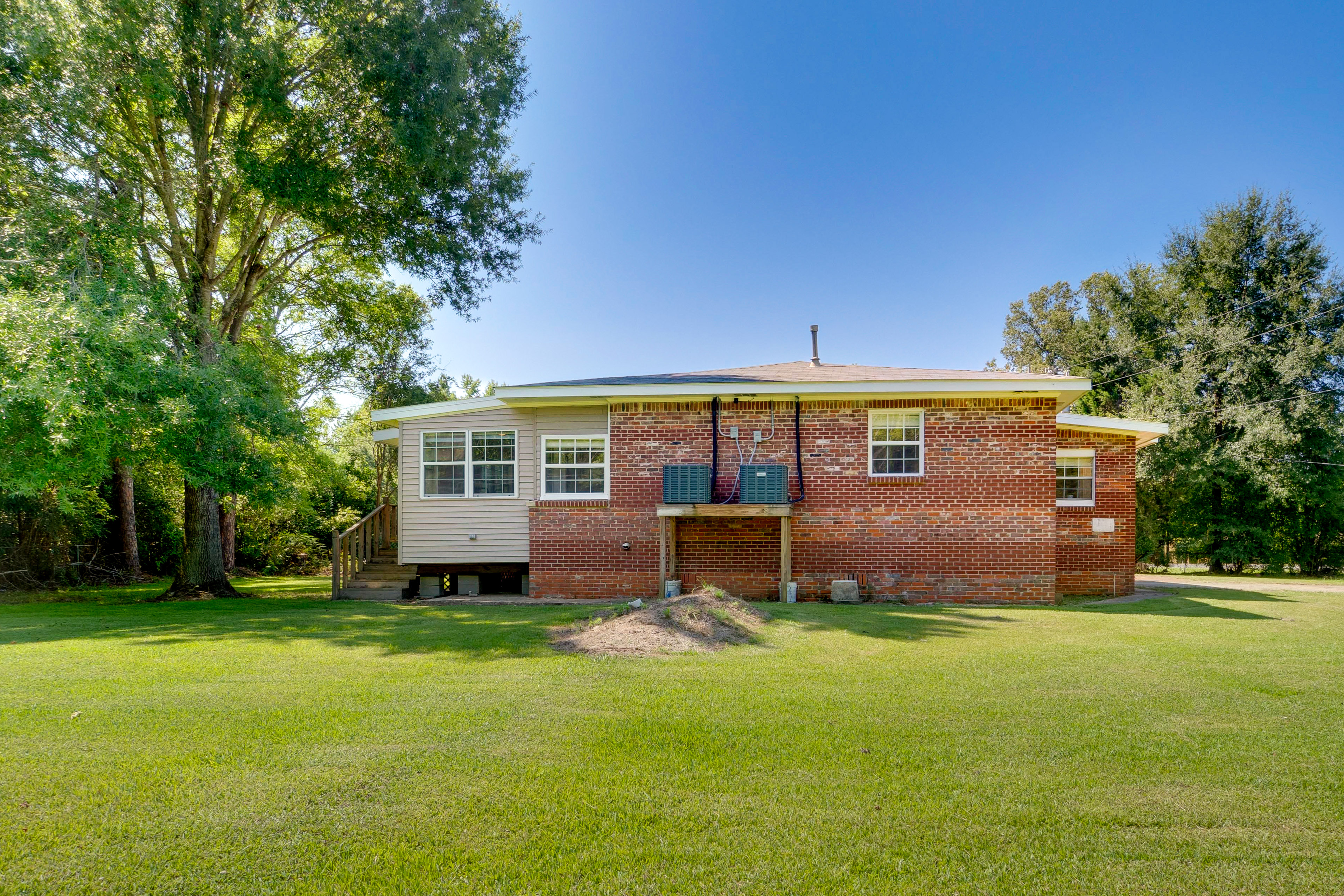 Property Image 2 - Renovated Louisiana Rental Near Mississippi River