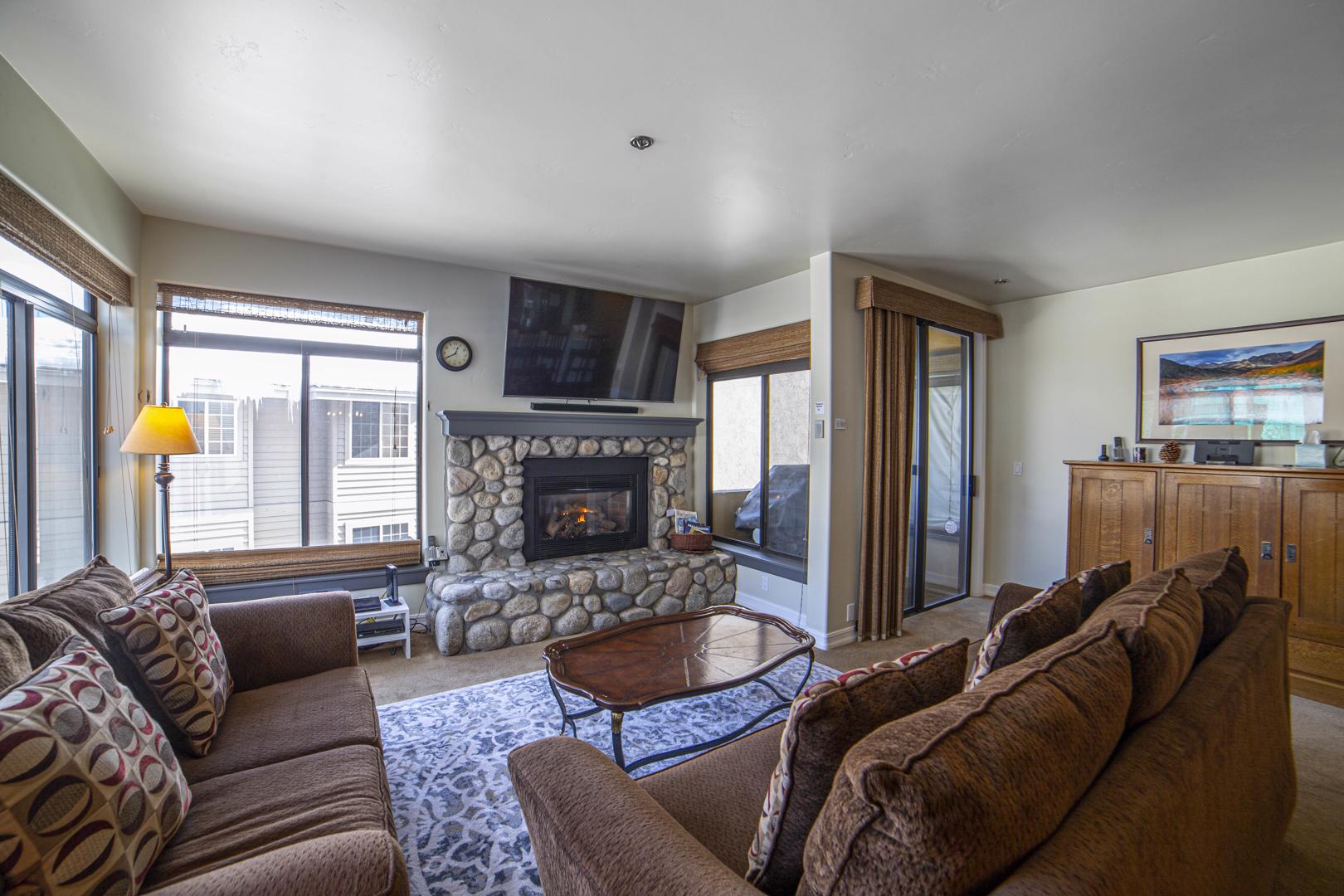 Property Image 2 - Silver Bear Condo,Steps from Canyon Lodge #340