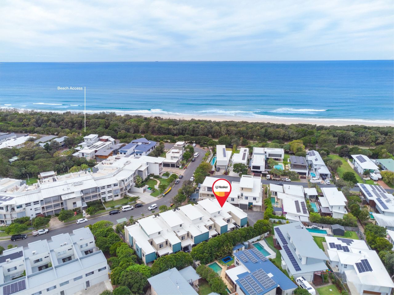 Property Image 2 - Beachside Haven Modern Townhouse with Pool