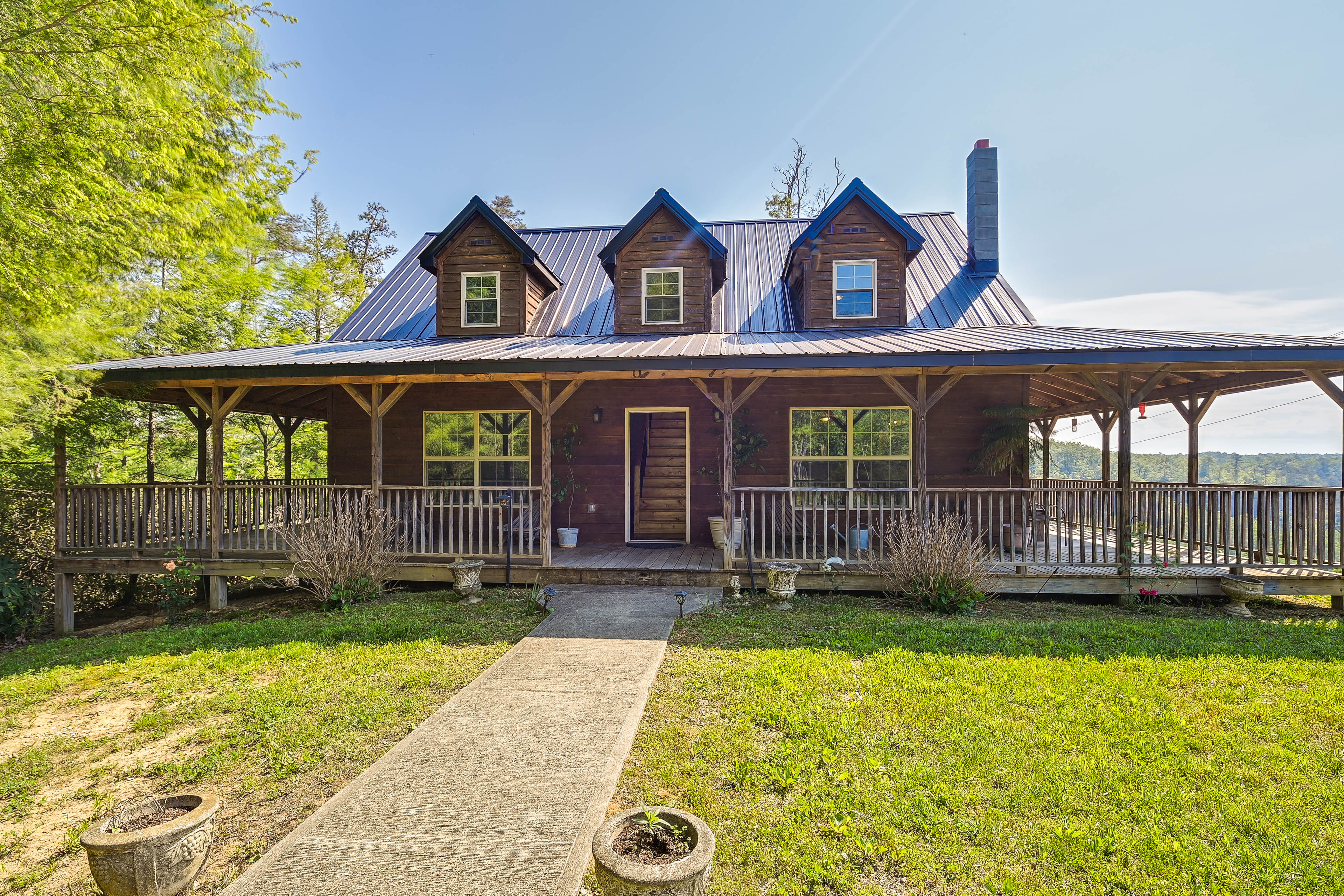 Property Image 1 - Idyllic Beattyville Cabin Rental w/ Stunning Views