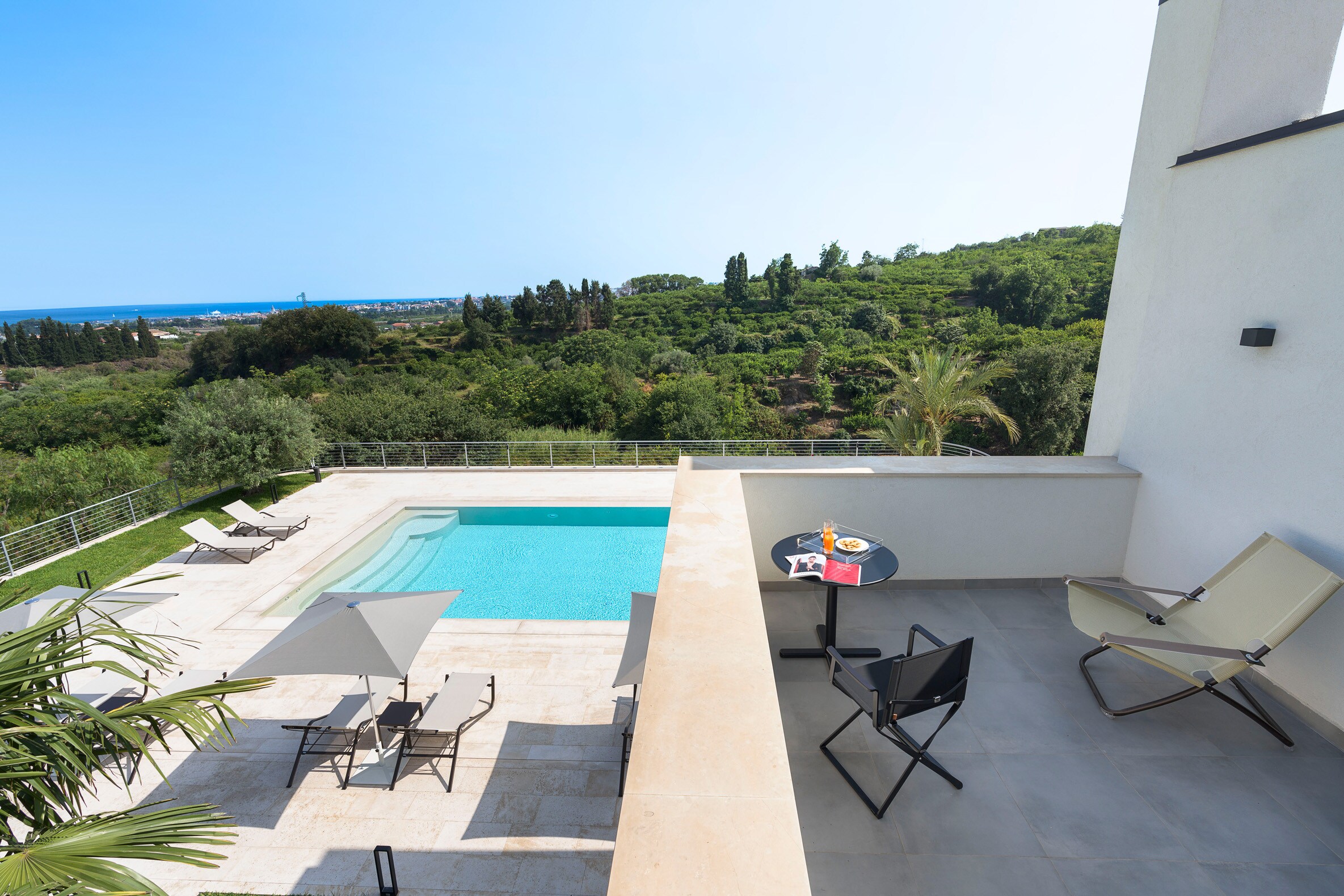 Property Image 2 - Luxury pool villa with terrace  in Mascali