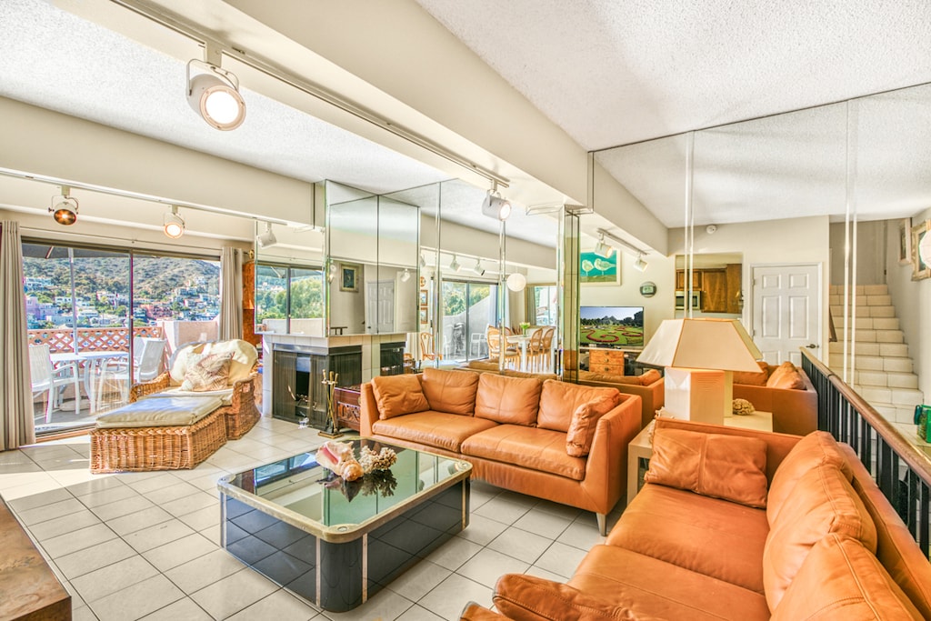 C63 - Living Room to Balcony