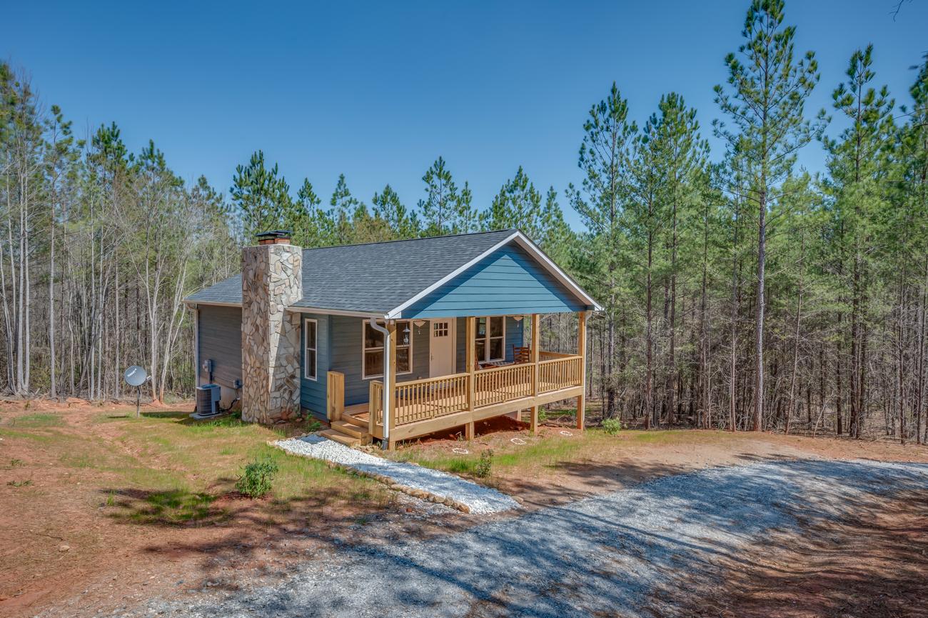 Property Image 1 - Bluebird Lookout