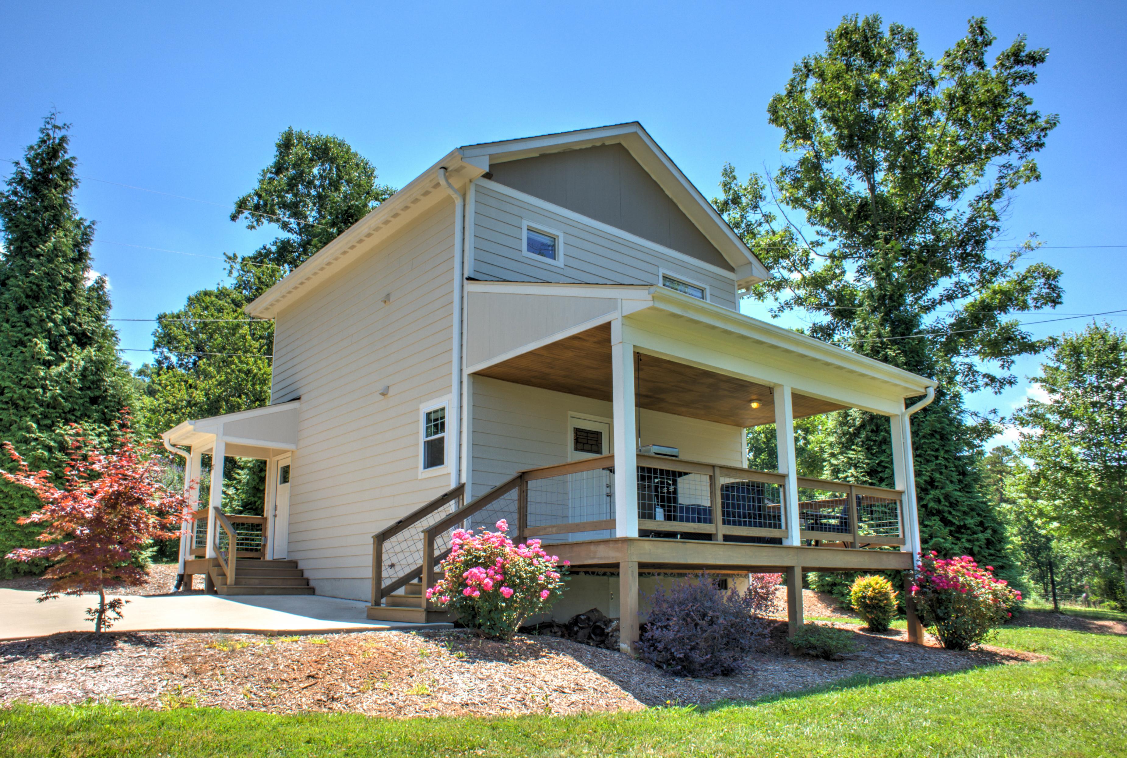 Property Image 2 - Cardinal Crest Cottage