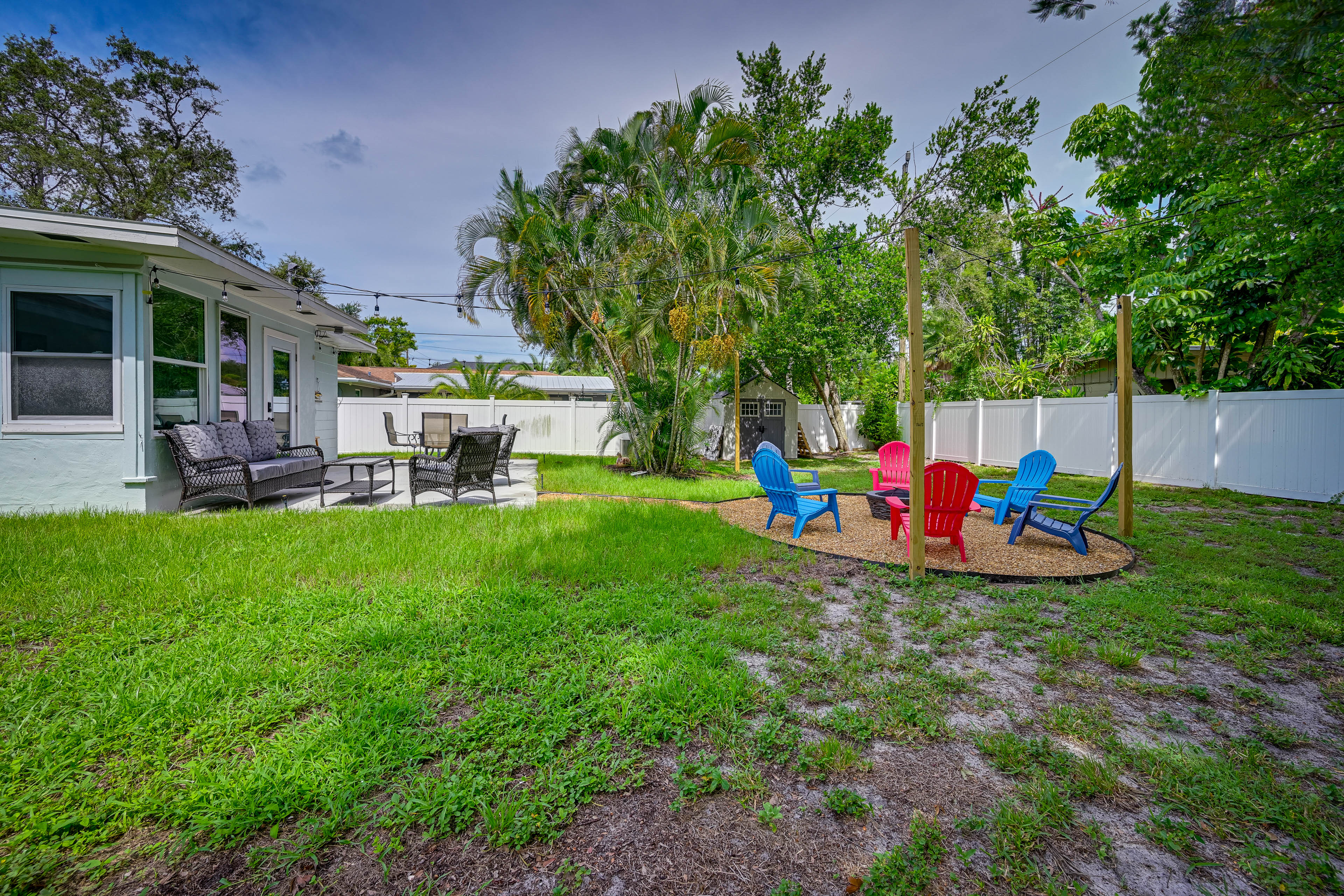 Property Image 2 - Sunny Sarasota Home w/ Private Yard & Fire Pit!