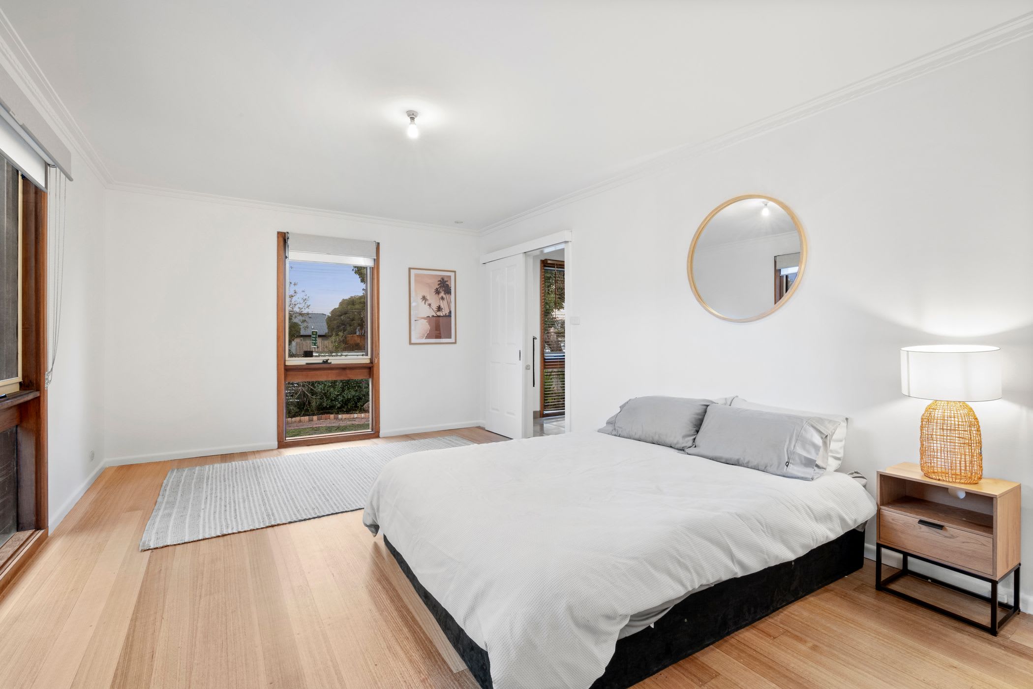 Property Image 2 - Belmont’s Modern Delight Family Home