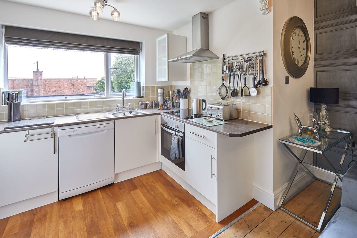 Apartment 2, 15 Prospect Hill, Whitby - Stay North Yorkshire