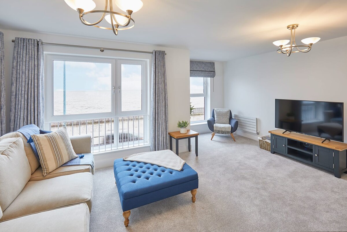 3 Queens Court, Whitley Bay - Host & Stay