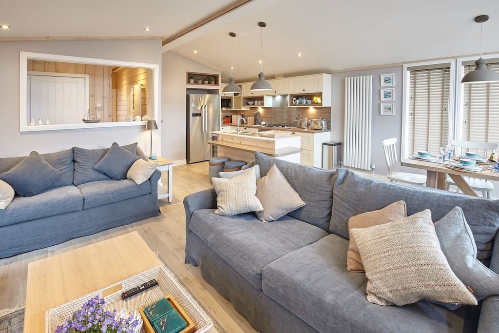 Puffins Rest, Runswick Bay - Host & Stay