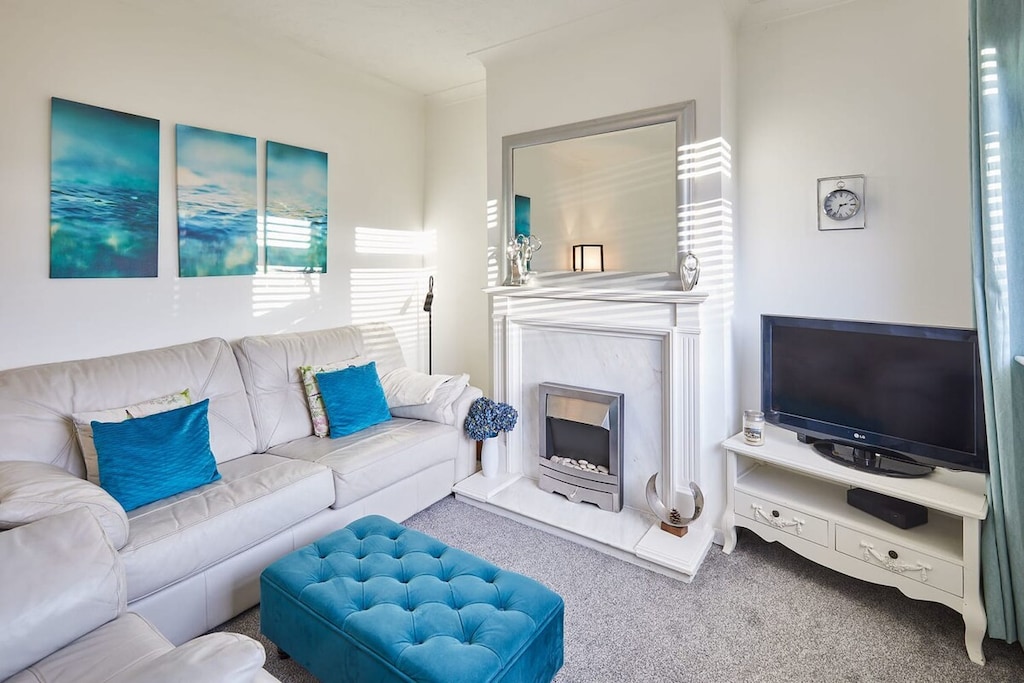 The Railway Cottage, Carlin How - Host & Stay