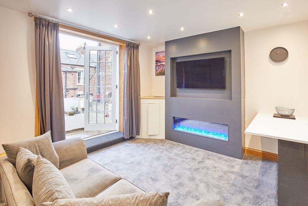 Knight Retreat, Whitby - Host & Stay