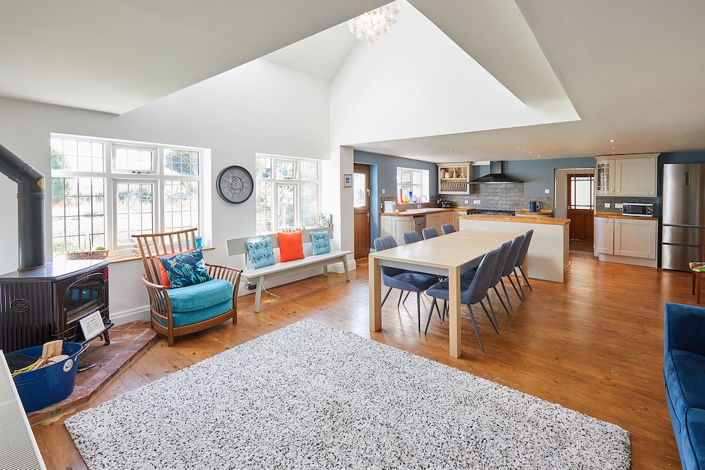 Easter Ende Cottage, Burton Fleming - Host & Stay