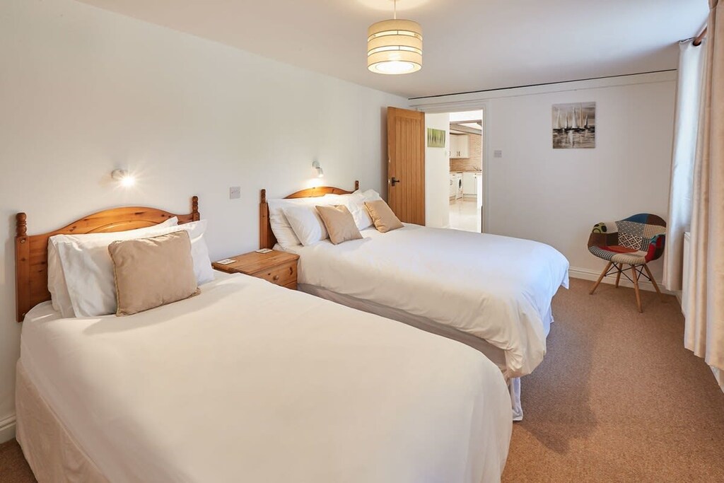 The Granary, Sewerby - Host & Stay