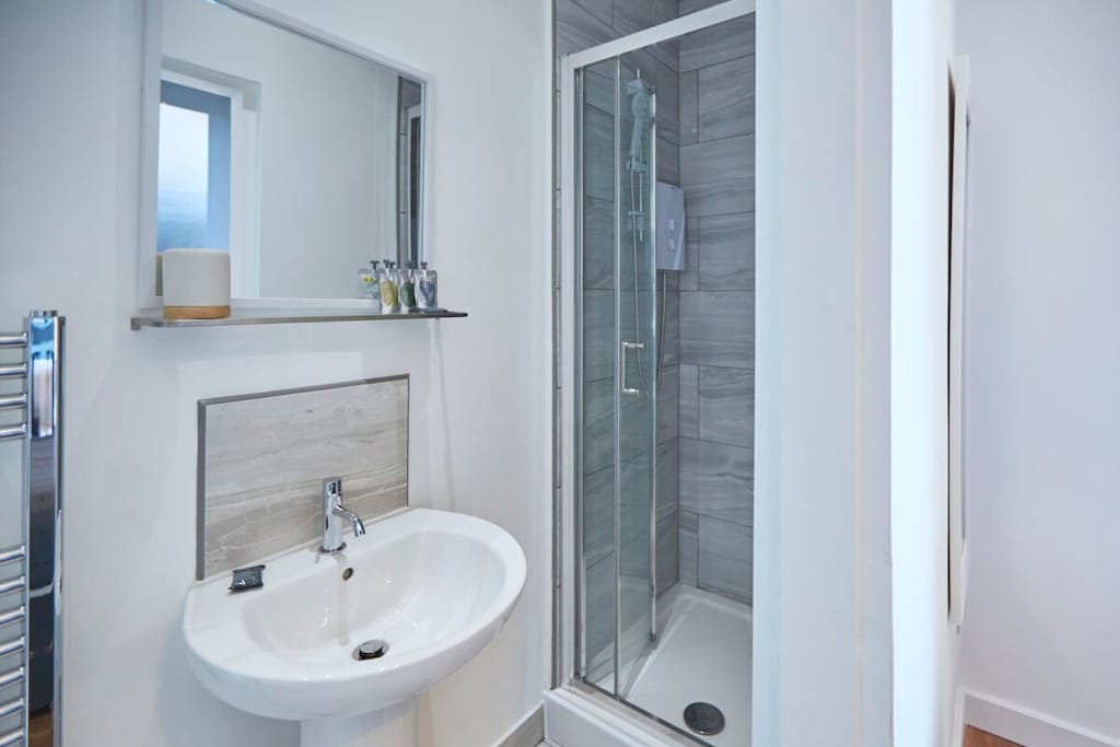 Abbey Nest, Whitby - Host & Stay