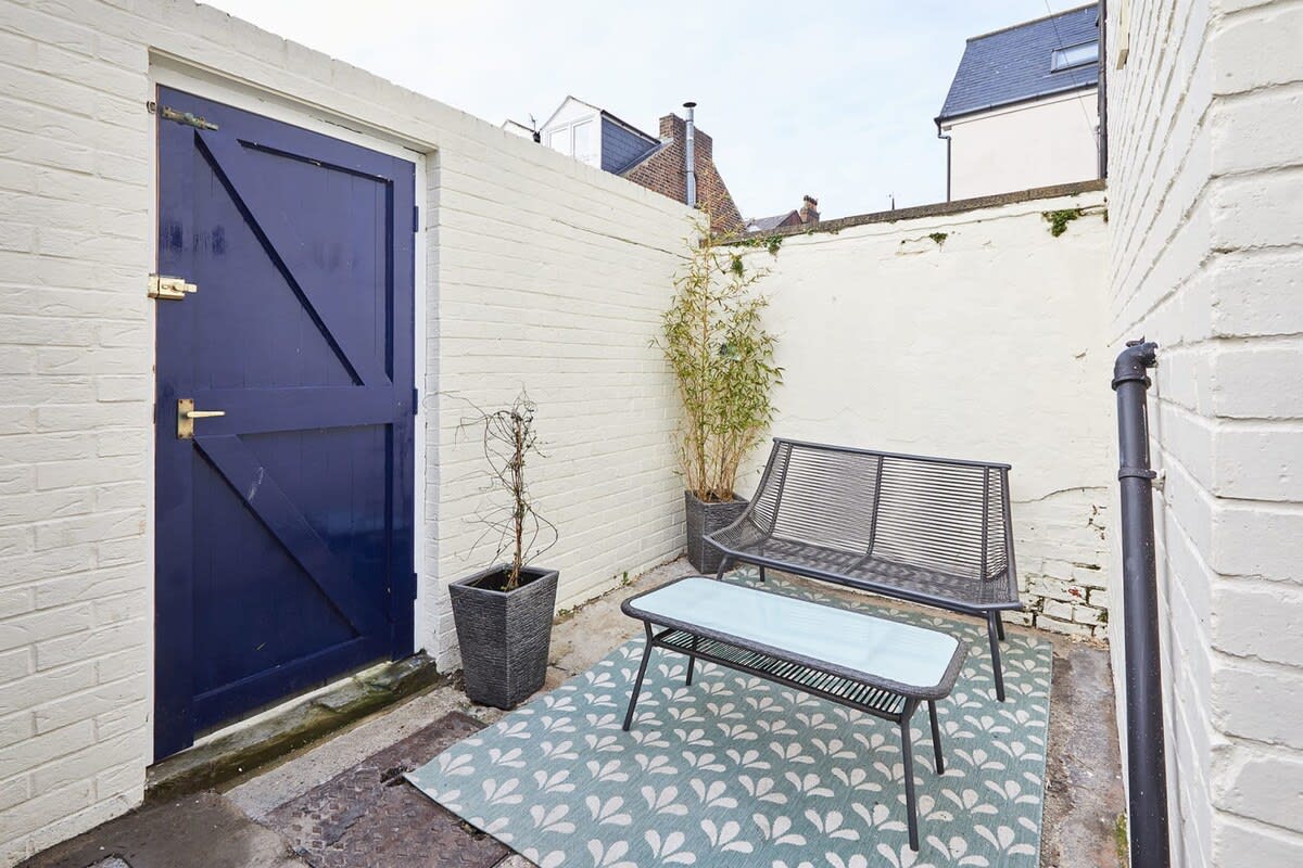 Ebb Tide, Whitby - Host & Stay