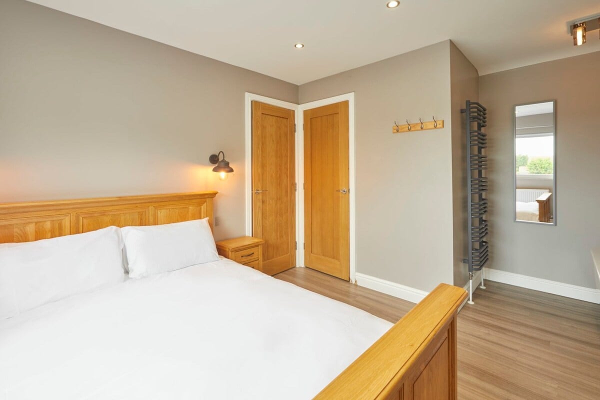 The Old Jail Barber's, Seamer - Host & Stay