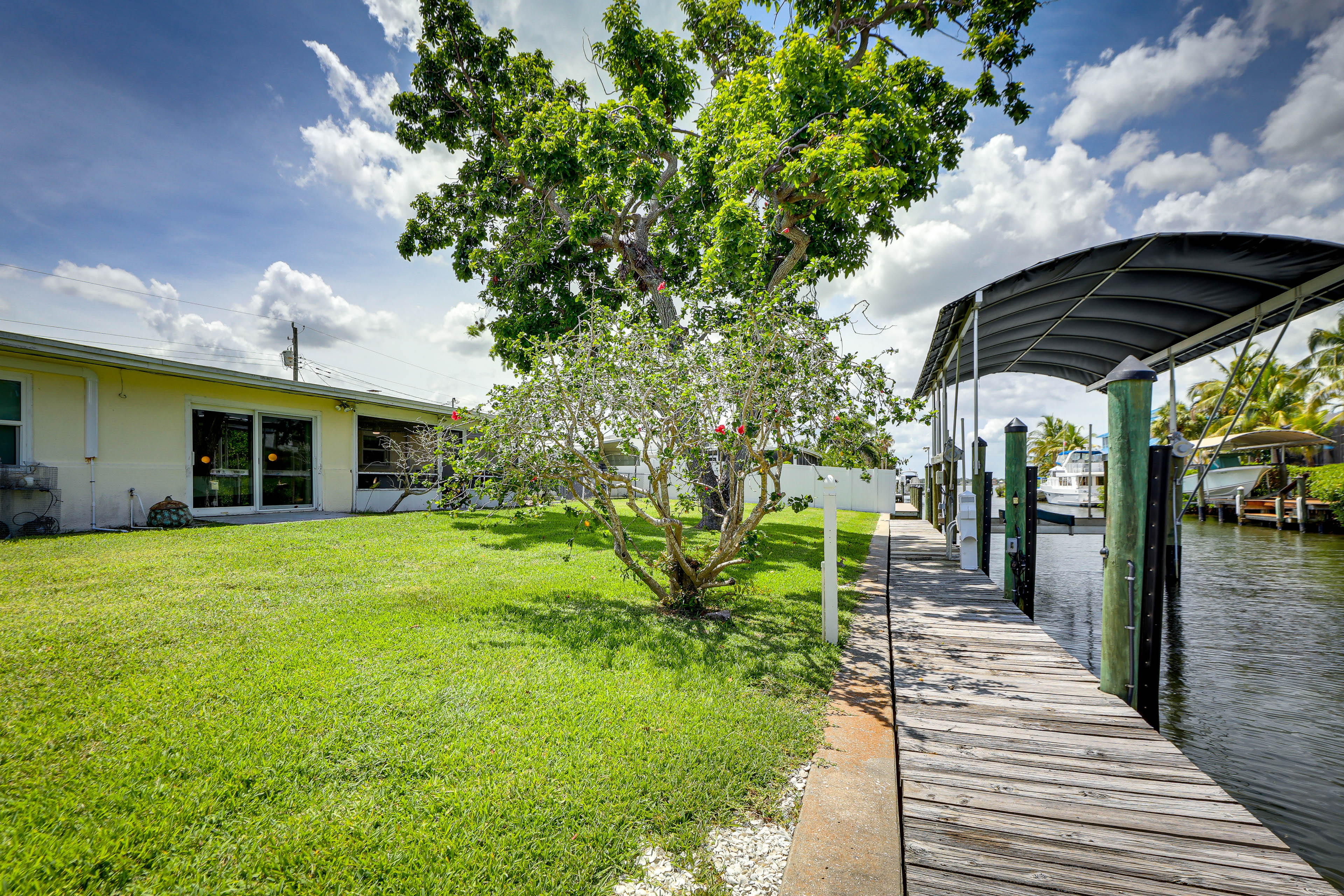 Property Image 1 - Palmetto Waterfront Vacation Rental w/ Boat Dock!