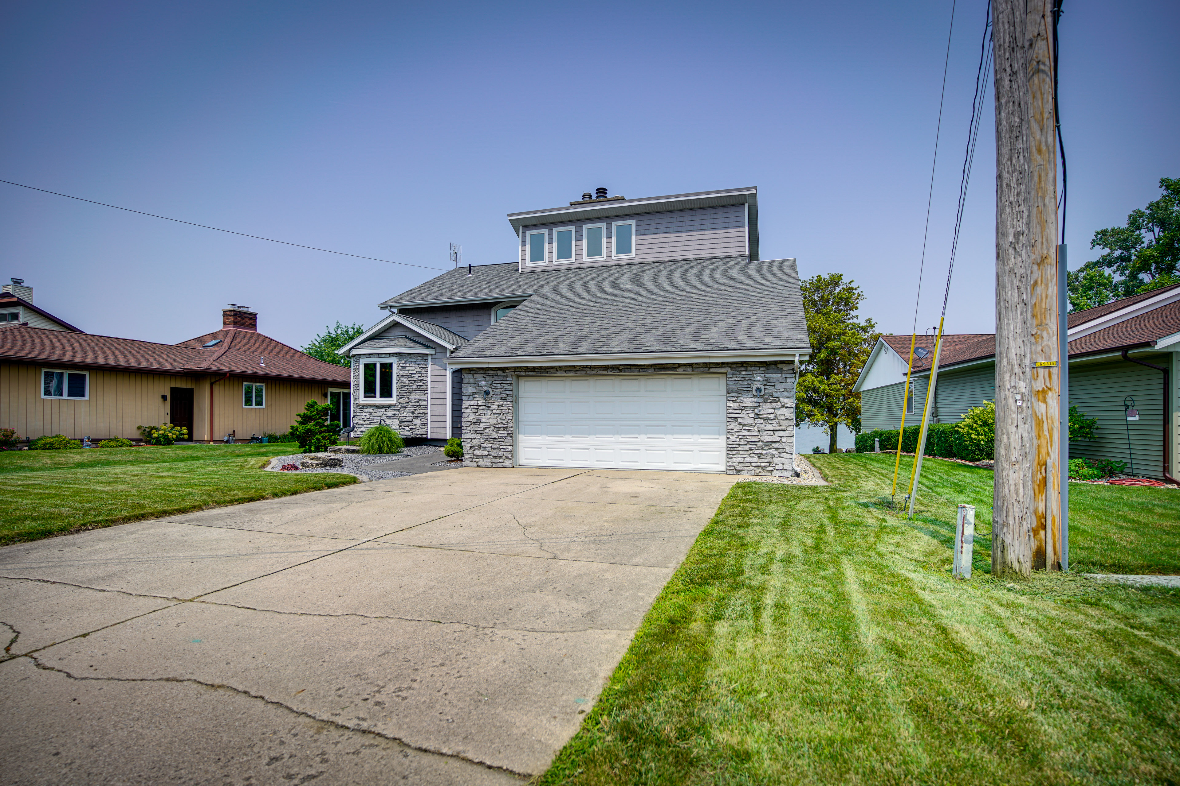 Lakefront Syracuse Home w/ Deck & Private Dock!