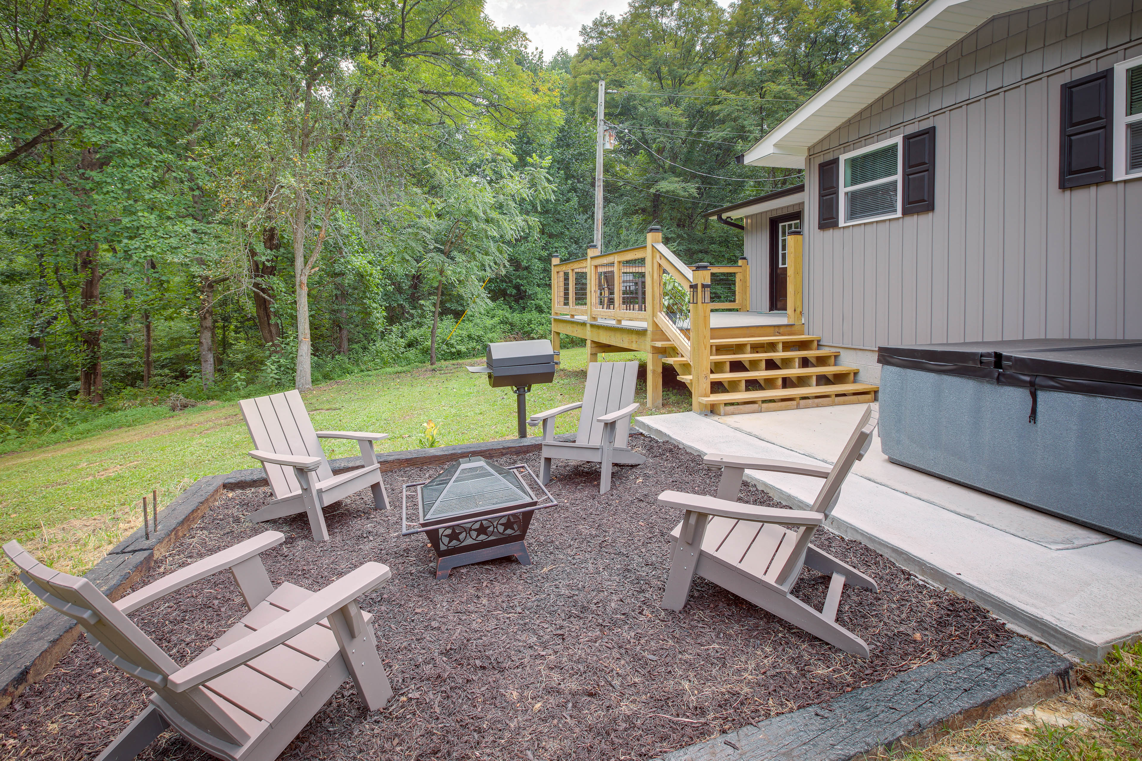 Property Image 2 - Serene Bryant Retreat w/ Private Hot Tub!