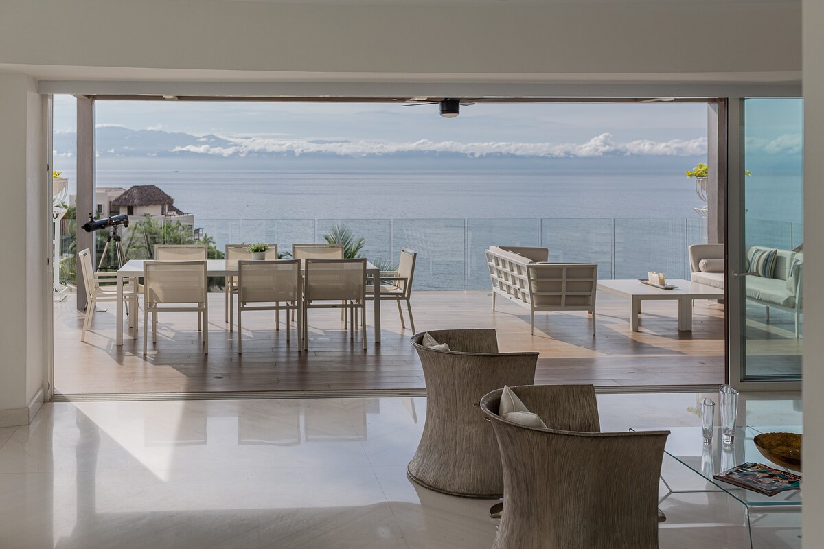 Property Image 1 - Ocean View Villa with Pool, Media Room and Beach 