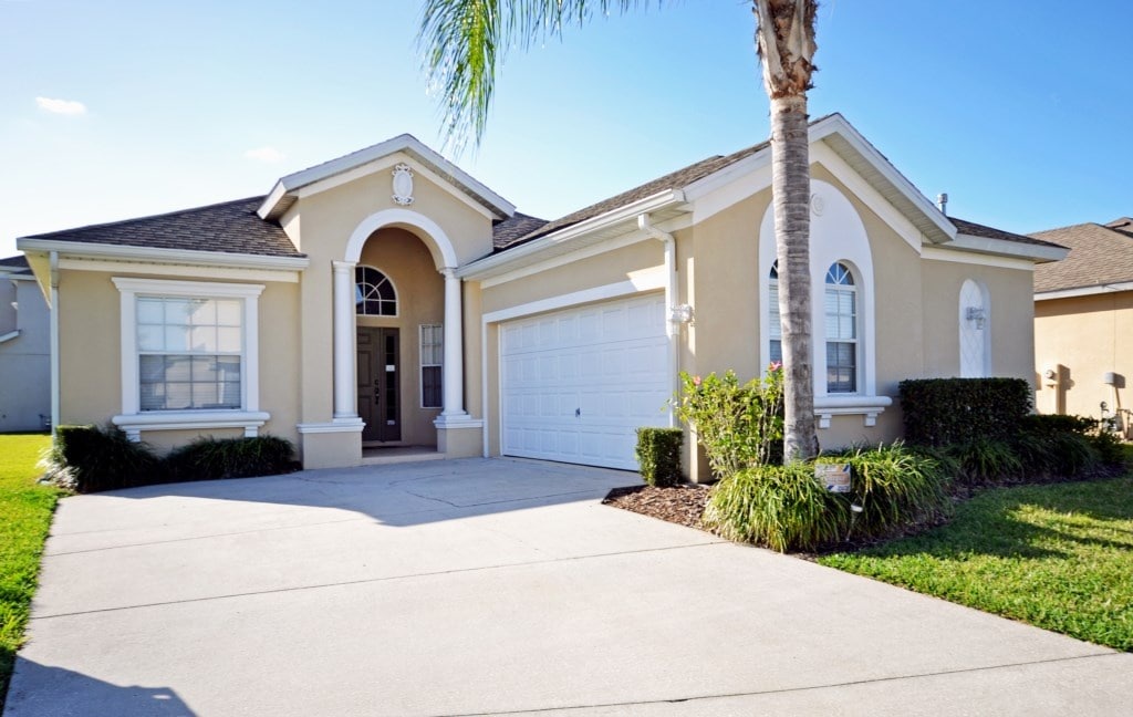 1 Villaminniescastle.jpg