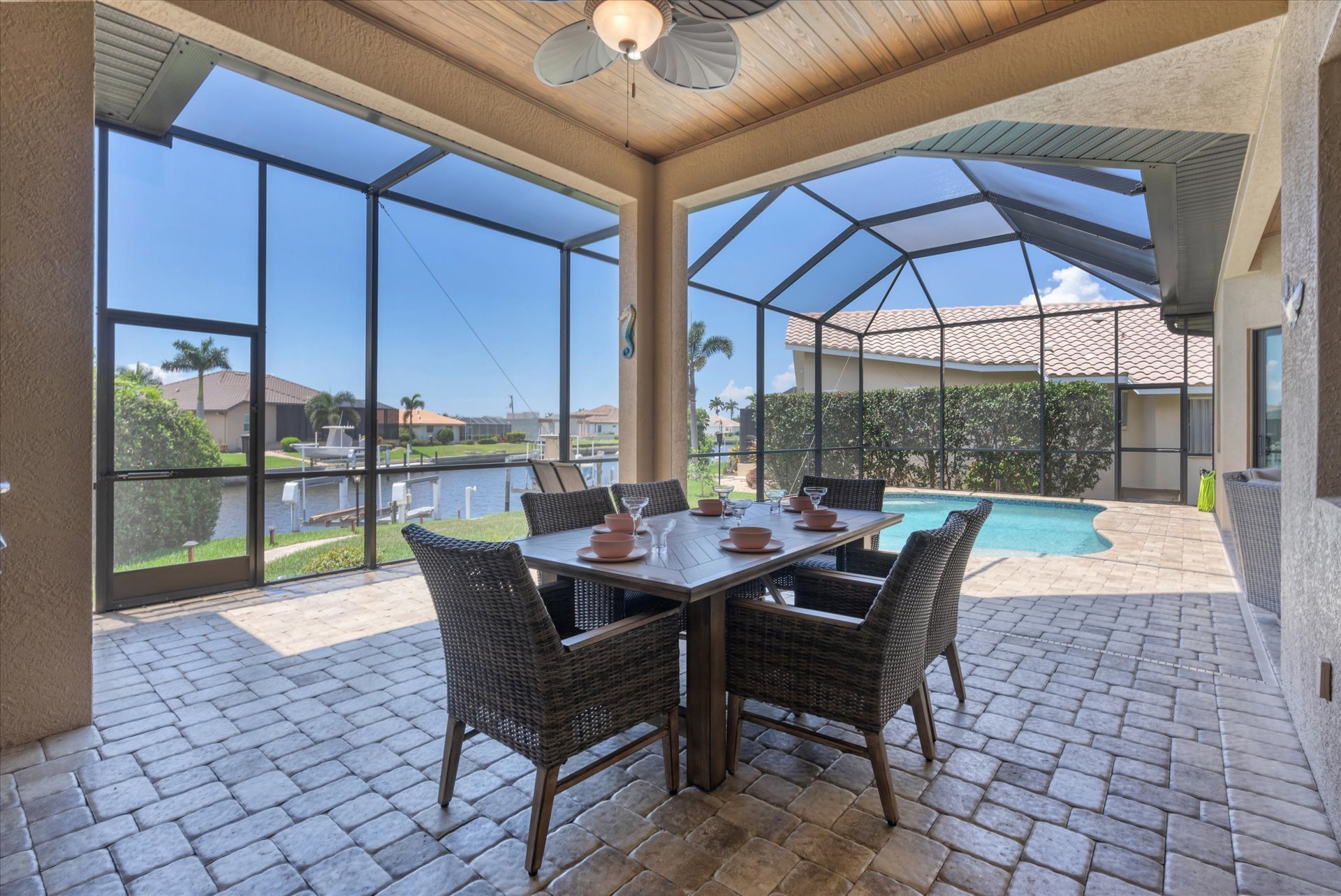 Al Fresco Dining overlooking the canal and sparking pool