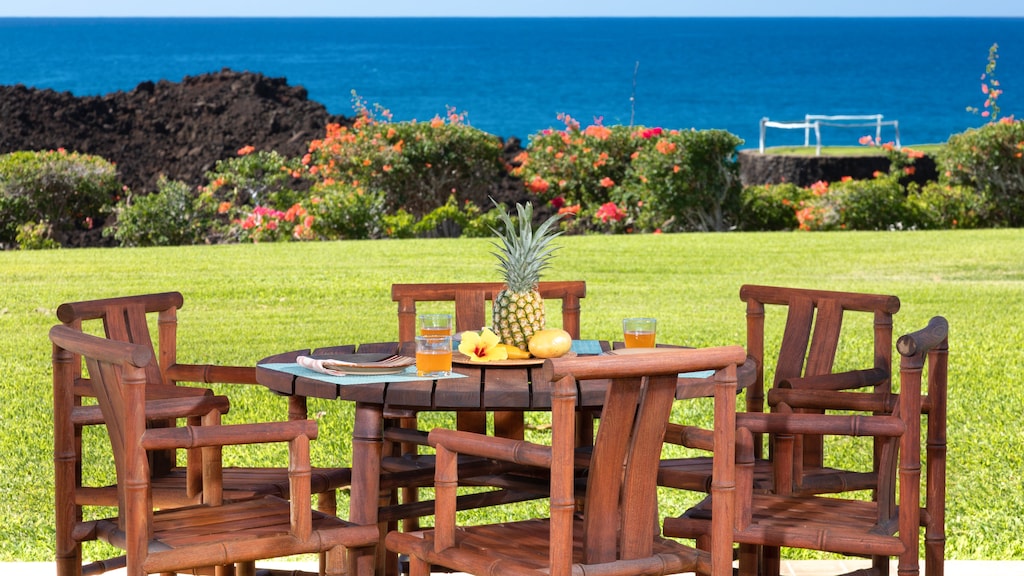 Best Oceanfront Location at Mauna Lani Point - panoramic corner unit
